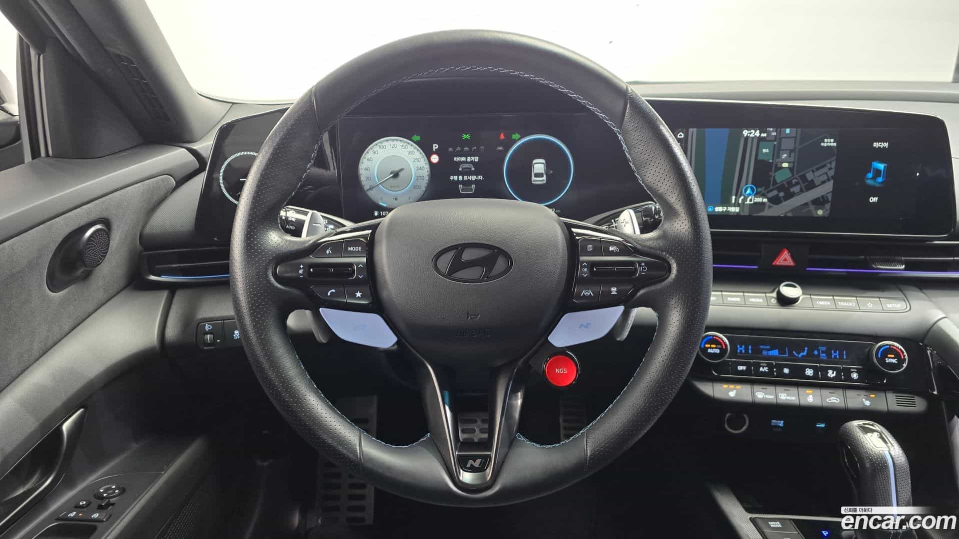 AVANTE Hyundai 2024.0-OPTION-017