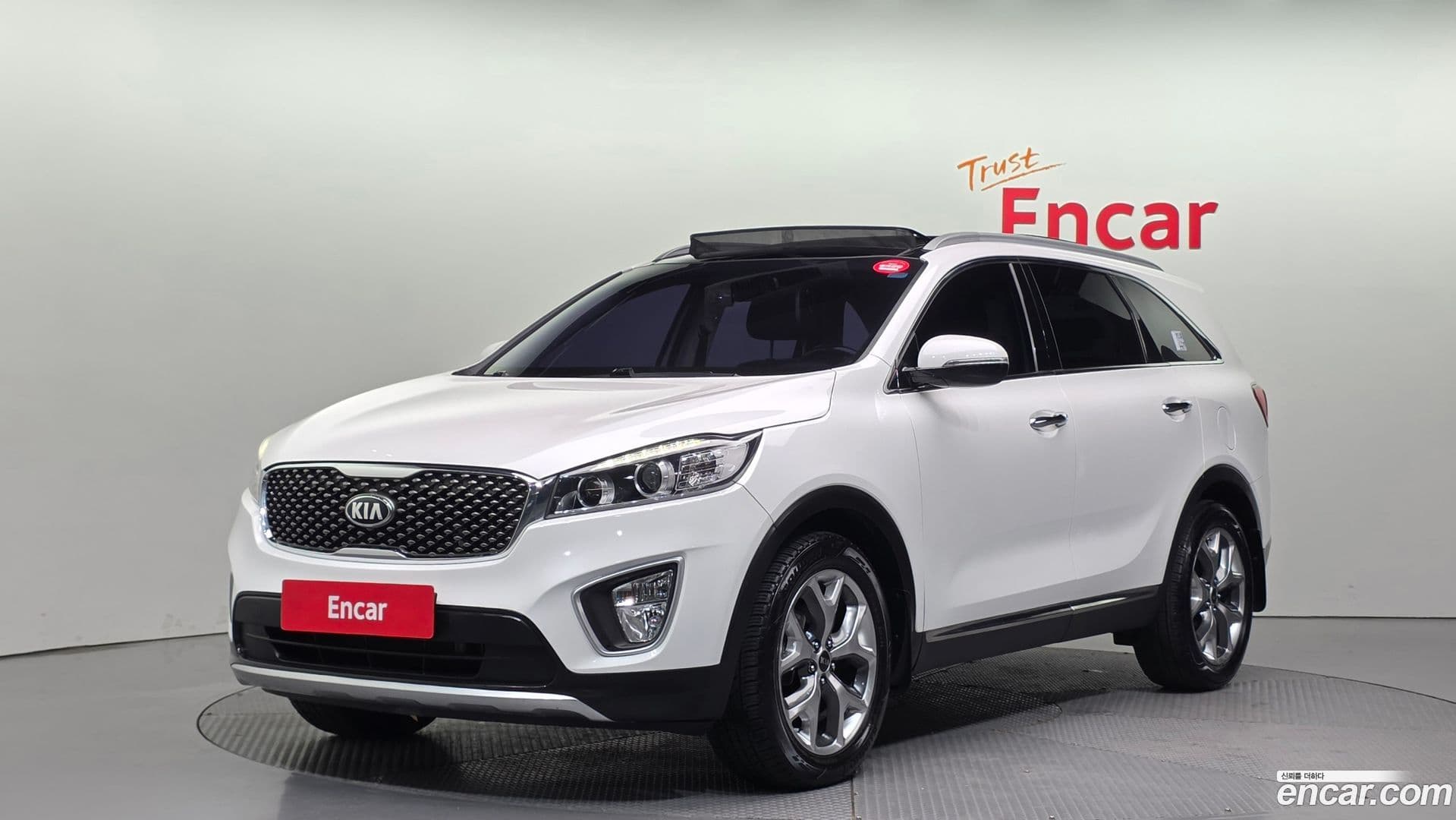 Main__Slider__Photo:Sorento Kia 2014.8-0