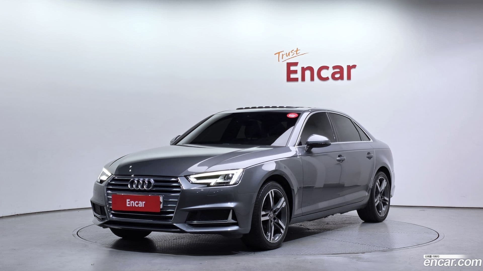 Main__Slider__Photo:A4 Audi 2019.11-0