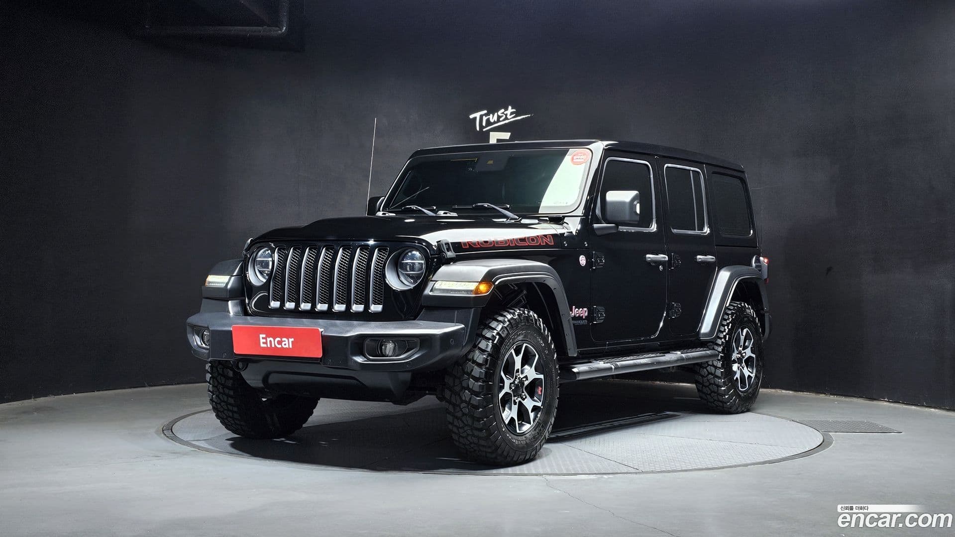 Main__Slider__Photo:Wrangler Jeep 2019.11-0