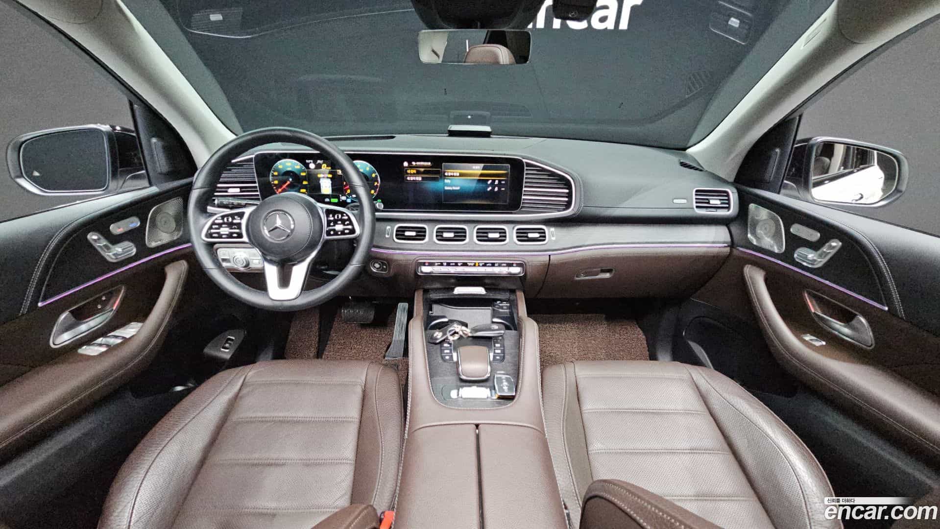 GLE-Class Mercedes-Benz 2022.2-INNER-007