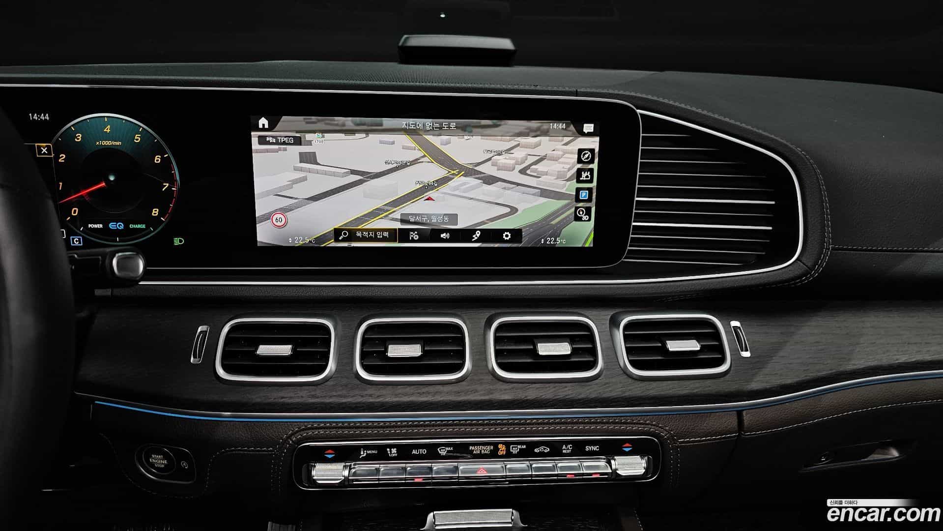 GLE-Class Mercedes-Benz 2022.2-OPTION-018