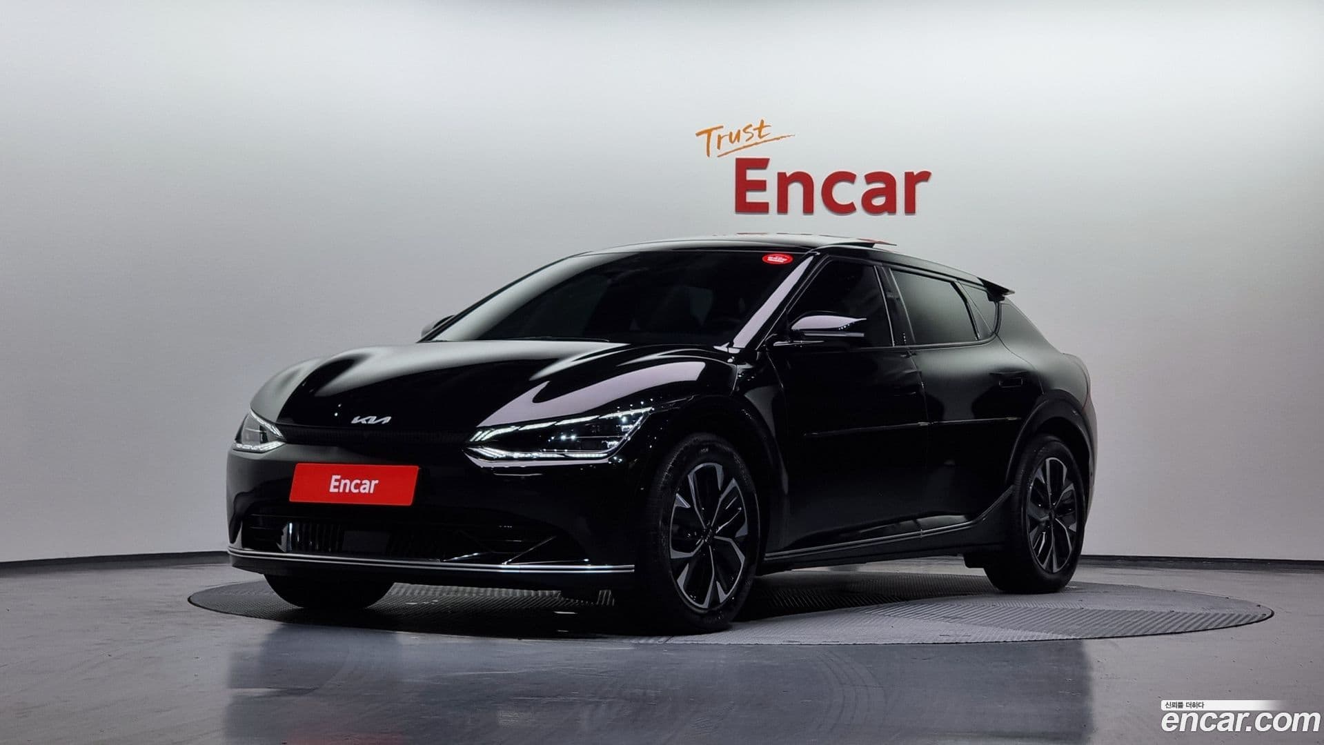 Main__Slider__Photo:EV6 Kia 2021.8-0