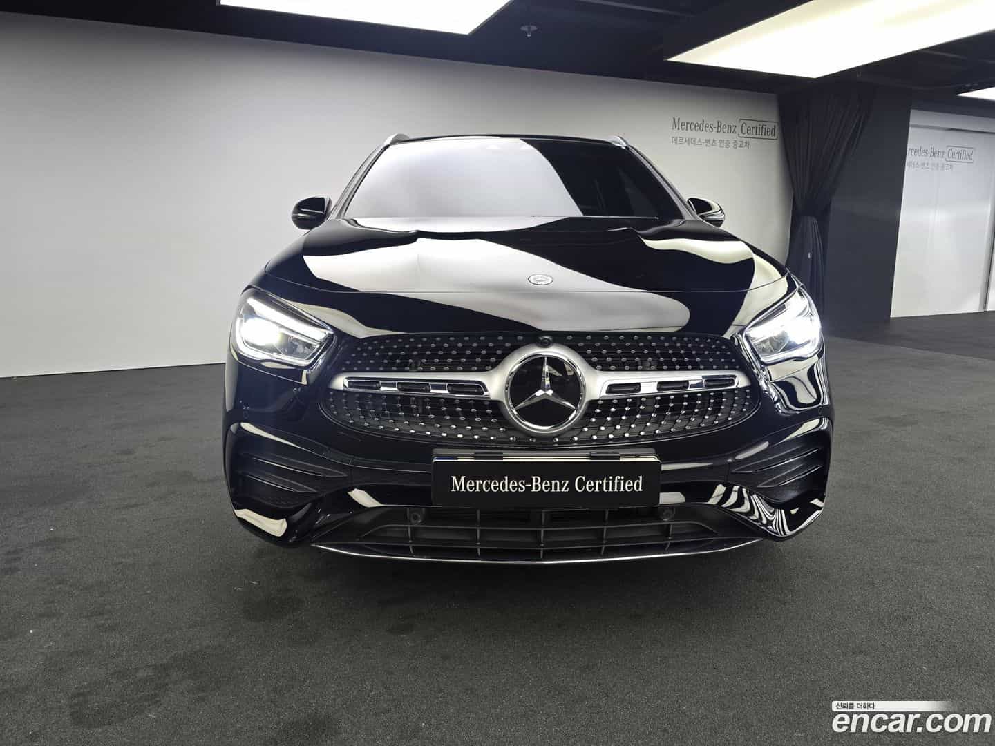 GLA-Class Mercedes-Benz 2023.11-OUTER-003