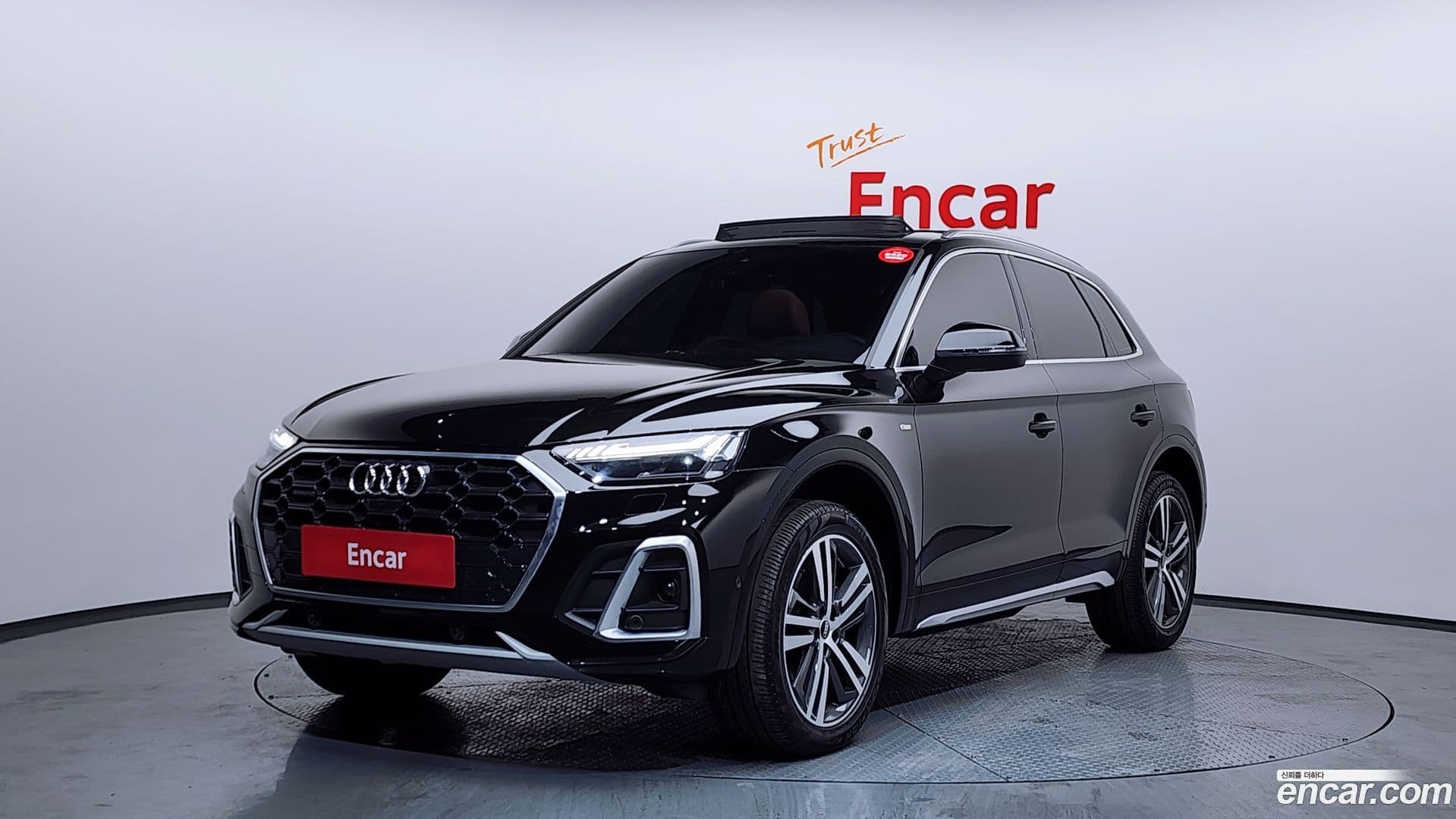 Main__Slider__Photo:Q5 Audi 2021.6-0