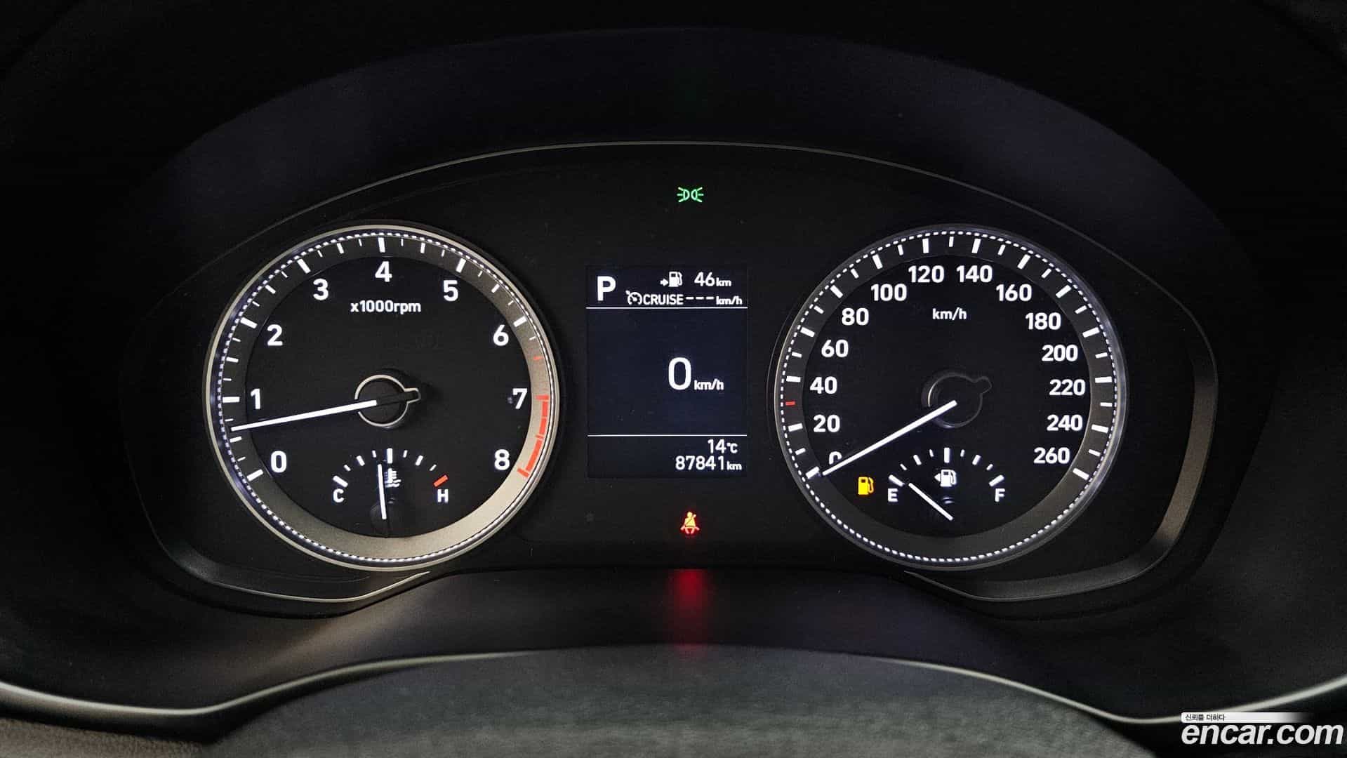 Grandeur Hyundai 2017.10-INNER-008