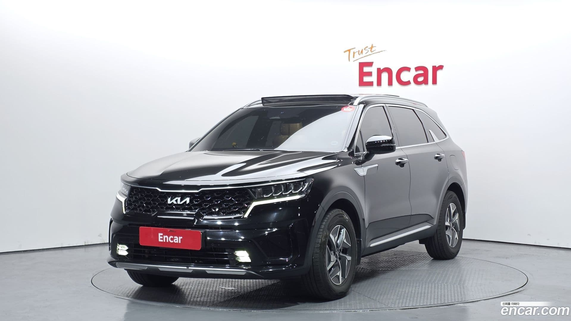 Main__Slider__Photo:Sorento Kia 2022.5-0