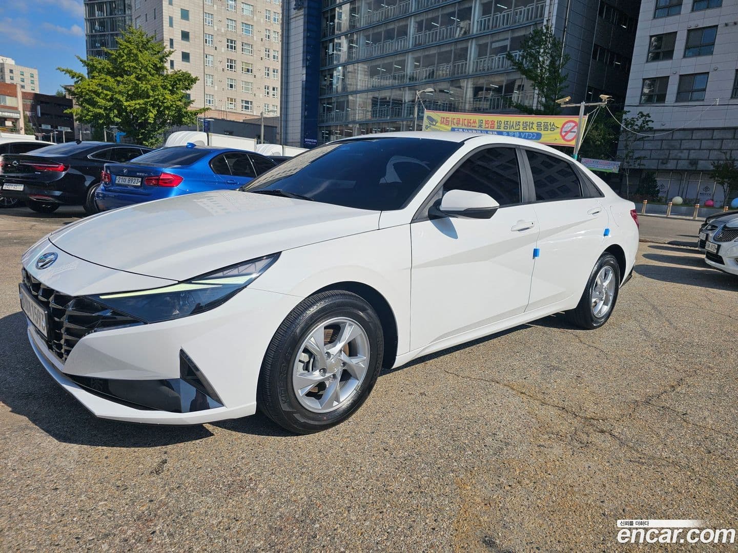 Main__Slider__Photo:AVANTE Hyundai 2021.2-0