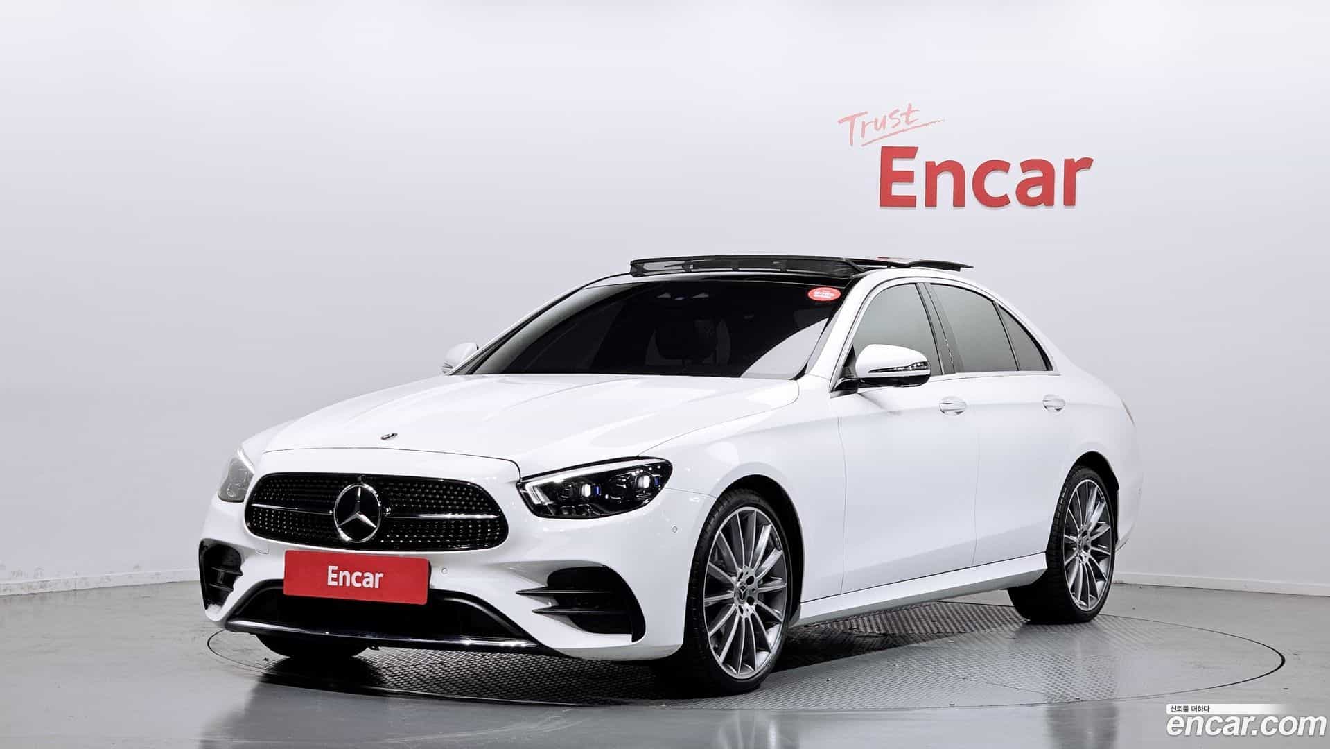 E-Class Mercedes-Benz 2022.4-OUTER-001