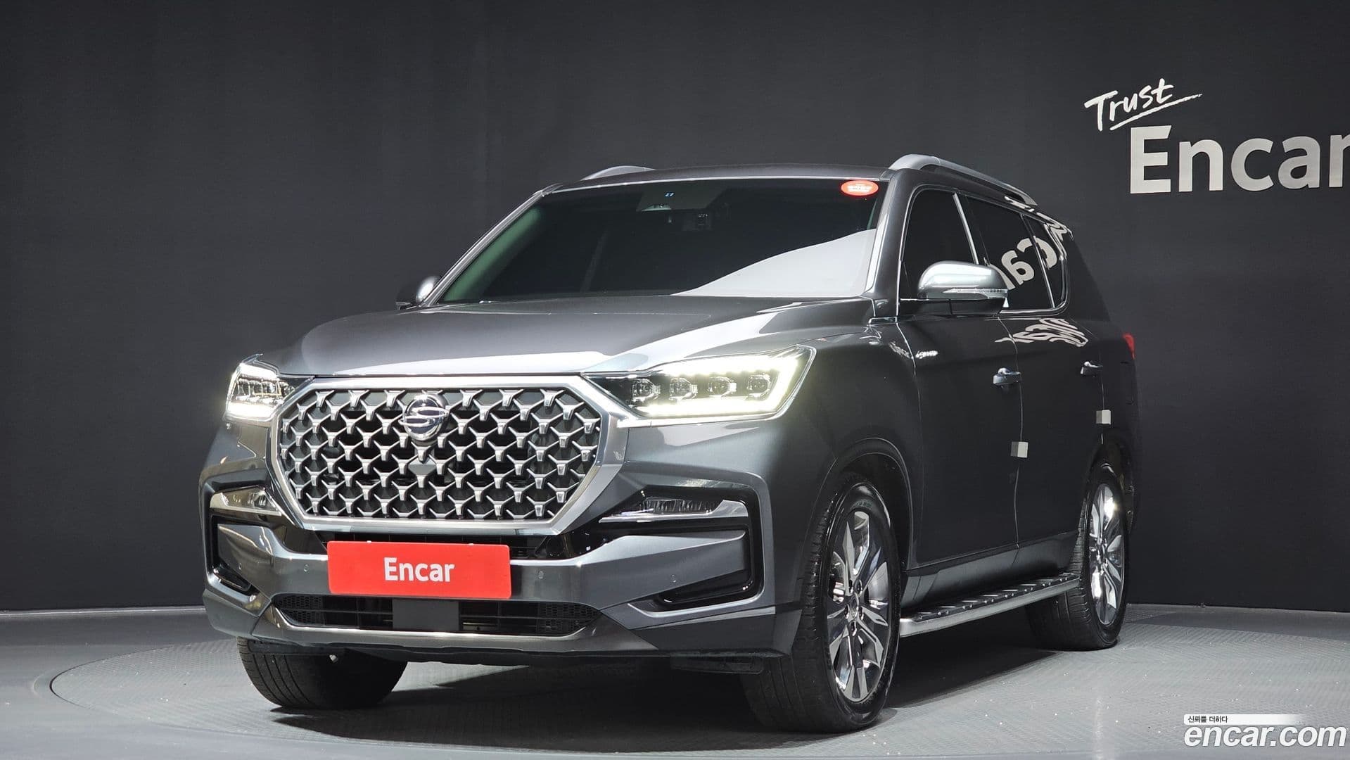 Main__Slider__Photo:Rexton KG Mobility 2020.10-0