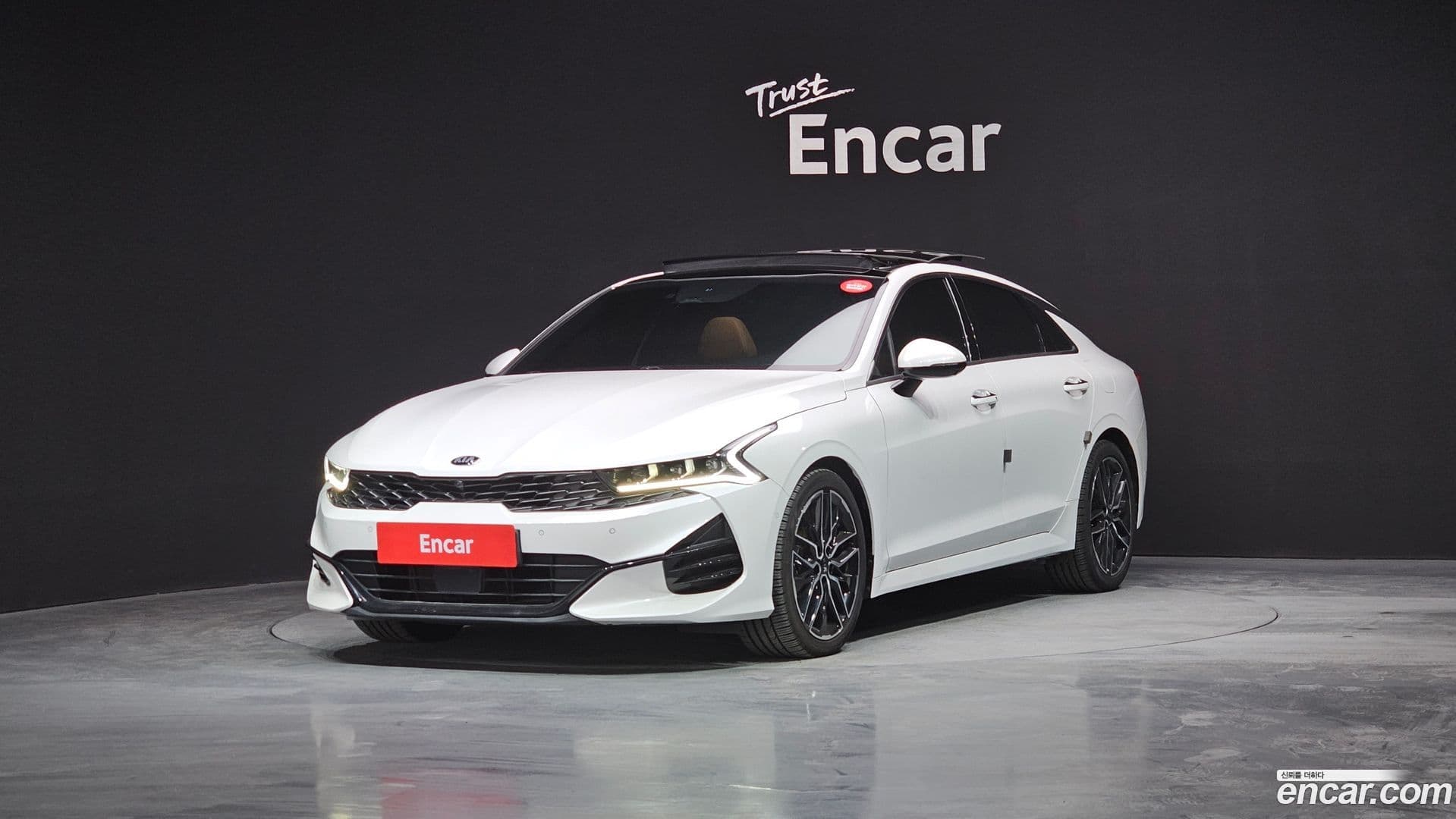 Main__Slider__Photo:K5 Kia 2020.9-0