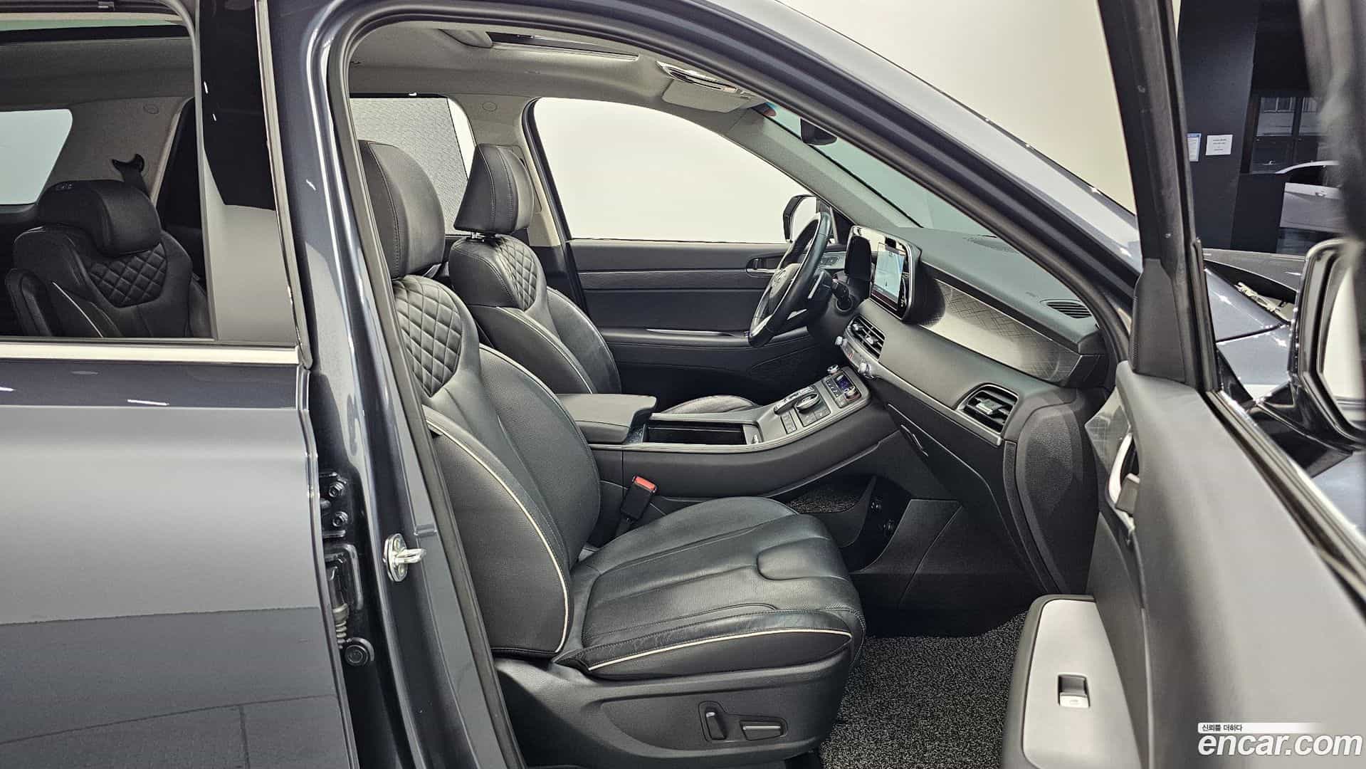 Palisade Hyundai 2022.3-INNER-010