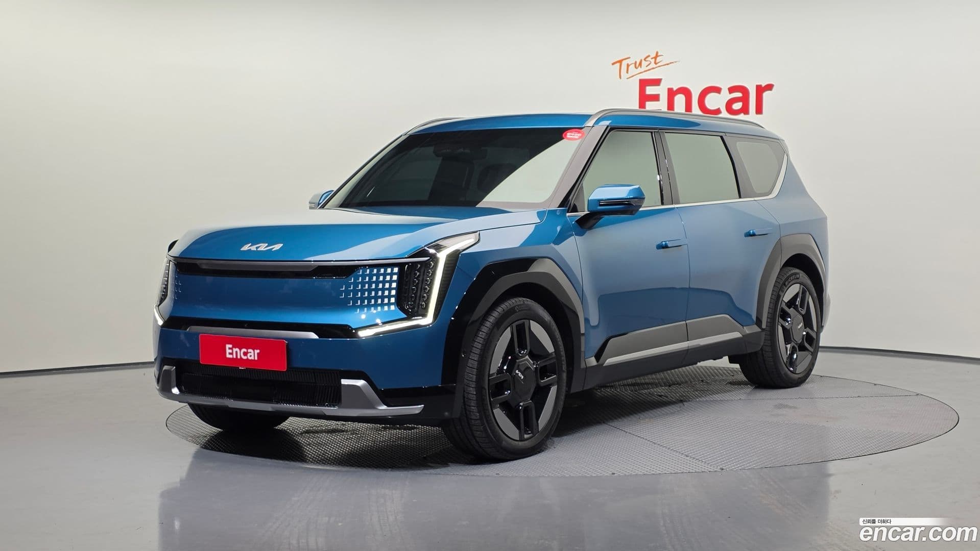 Main__Slider__Photo:EV9 Kia 2023.10-0