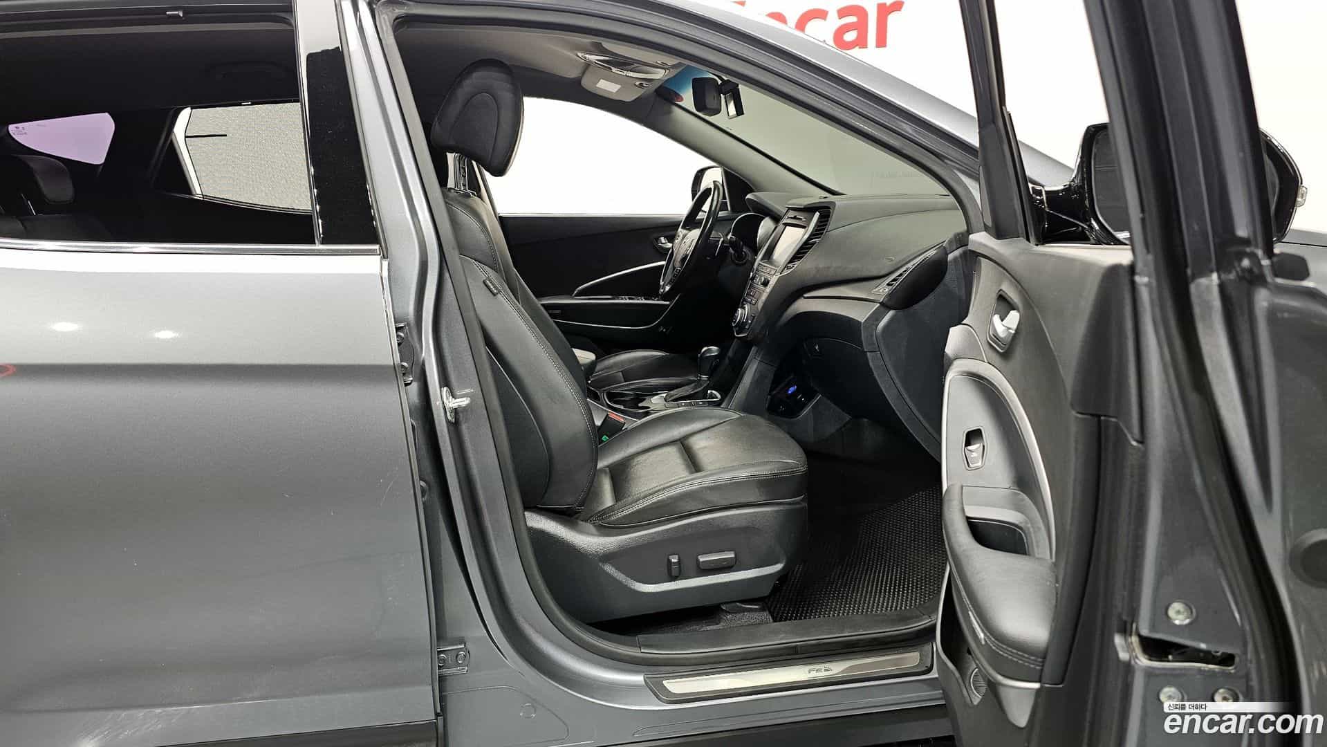 Santafe Hyundai 2017.0-OPTION-015