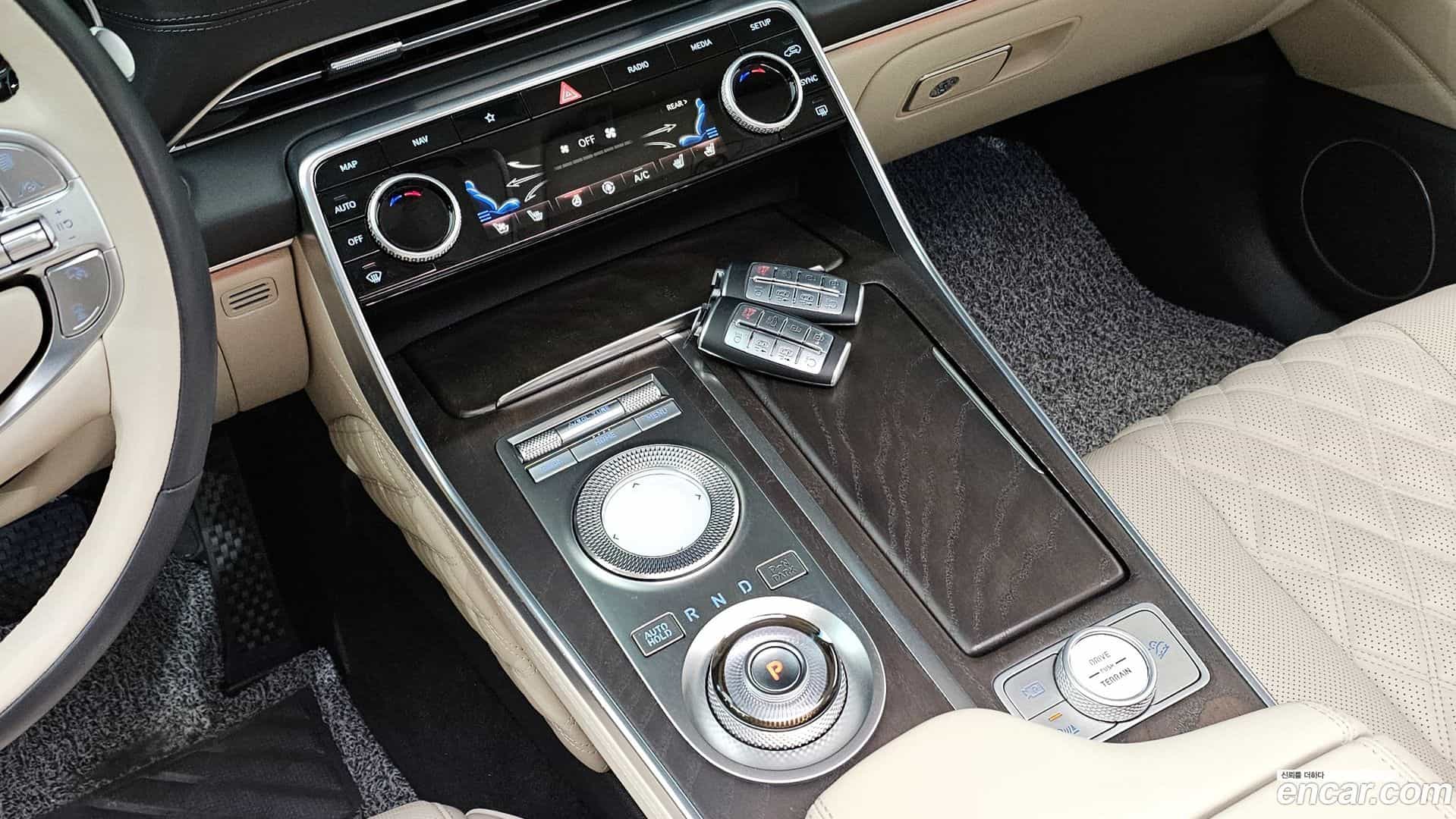 GV80 Genesis 2022.6-INNER-009