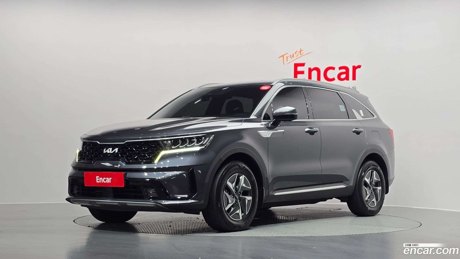 Main__Slider__Photo:Sorento Kia 2022.1-0