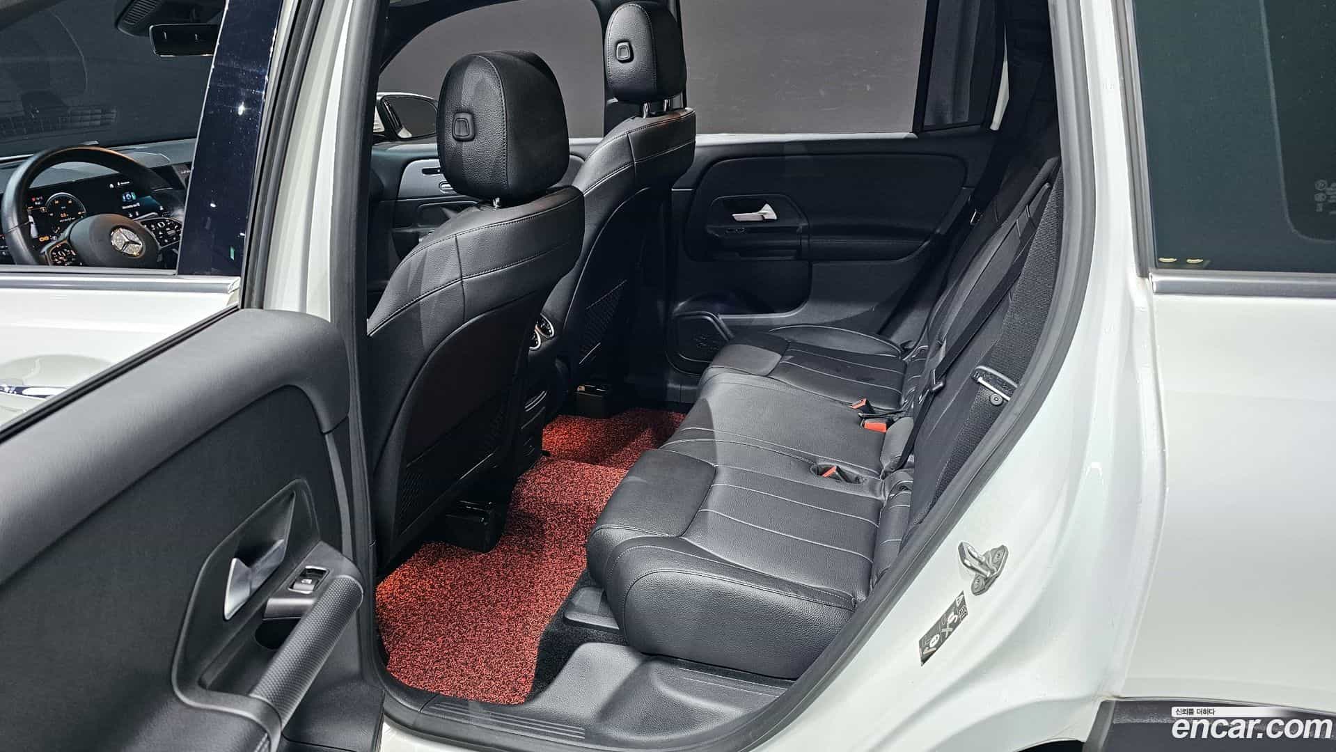 GLB-Class Mercedes-Benz 2021.7-OPTION-016