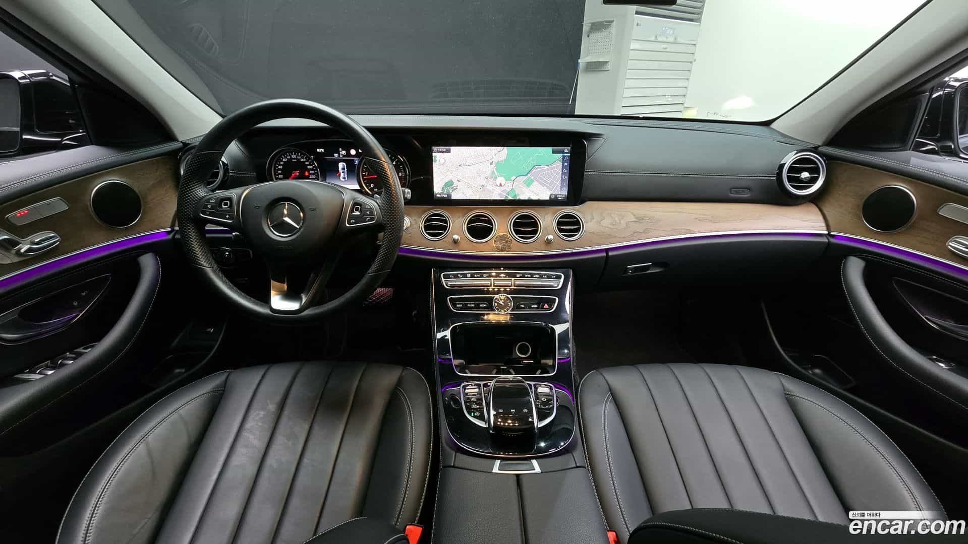 E-Class Mercedes-Benz 2018.0-INNER-007