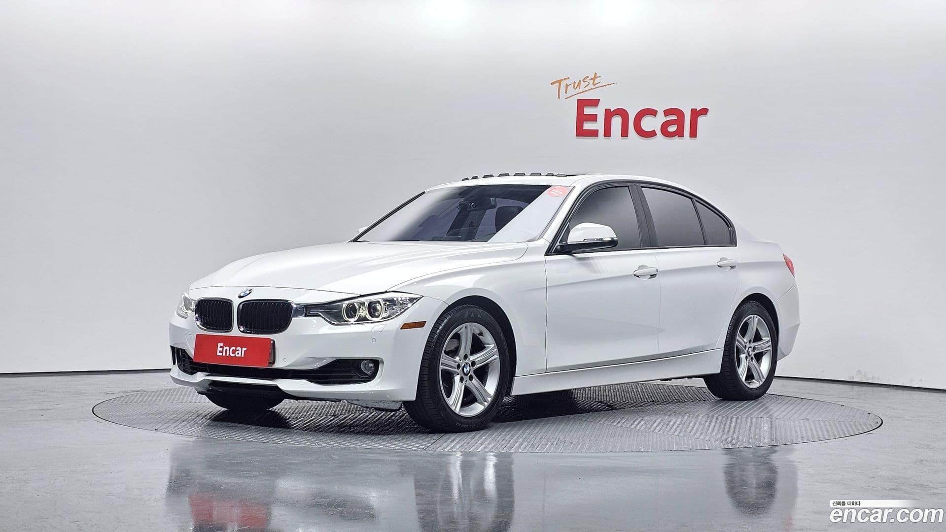 Main__Slider__Photo:3-Series BMW 2012.8-0