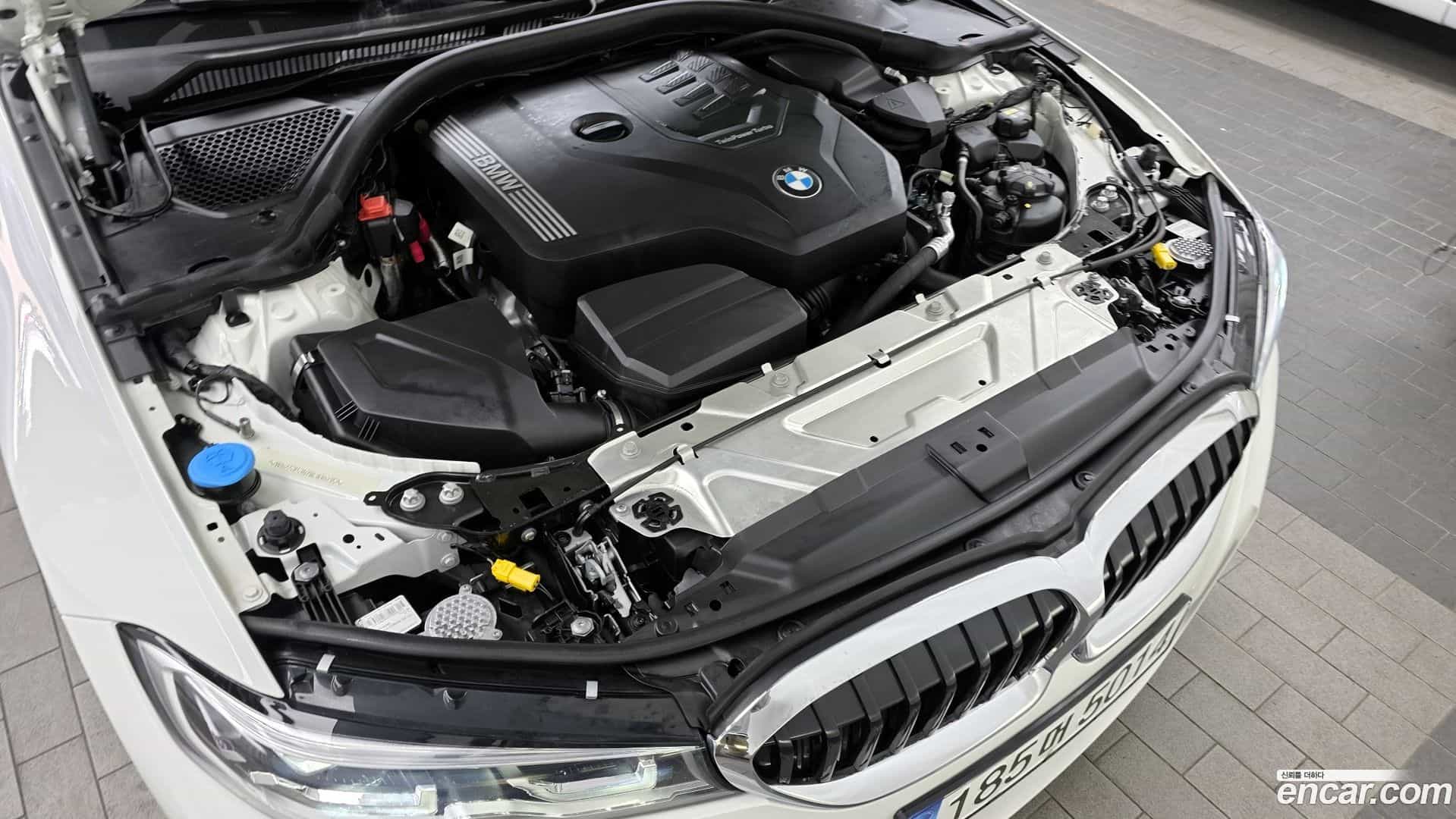 3-Series BMW 2022.9-INNER-006