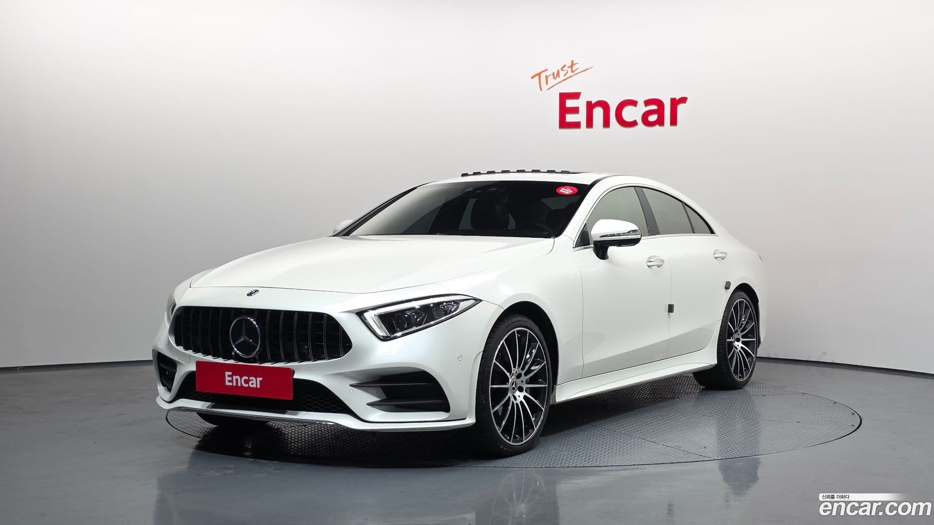 Main__Slider__Photo:CLS-Class Mercedes-Benz 2018.10-0