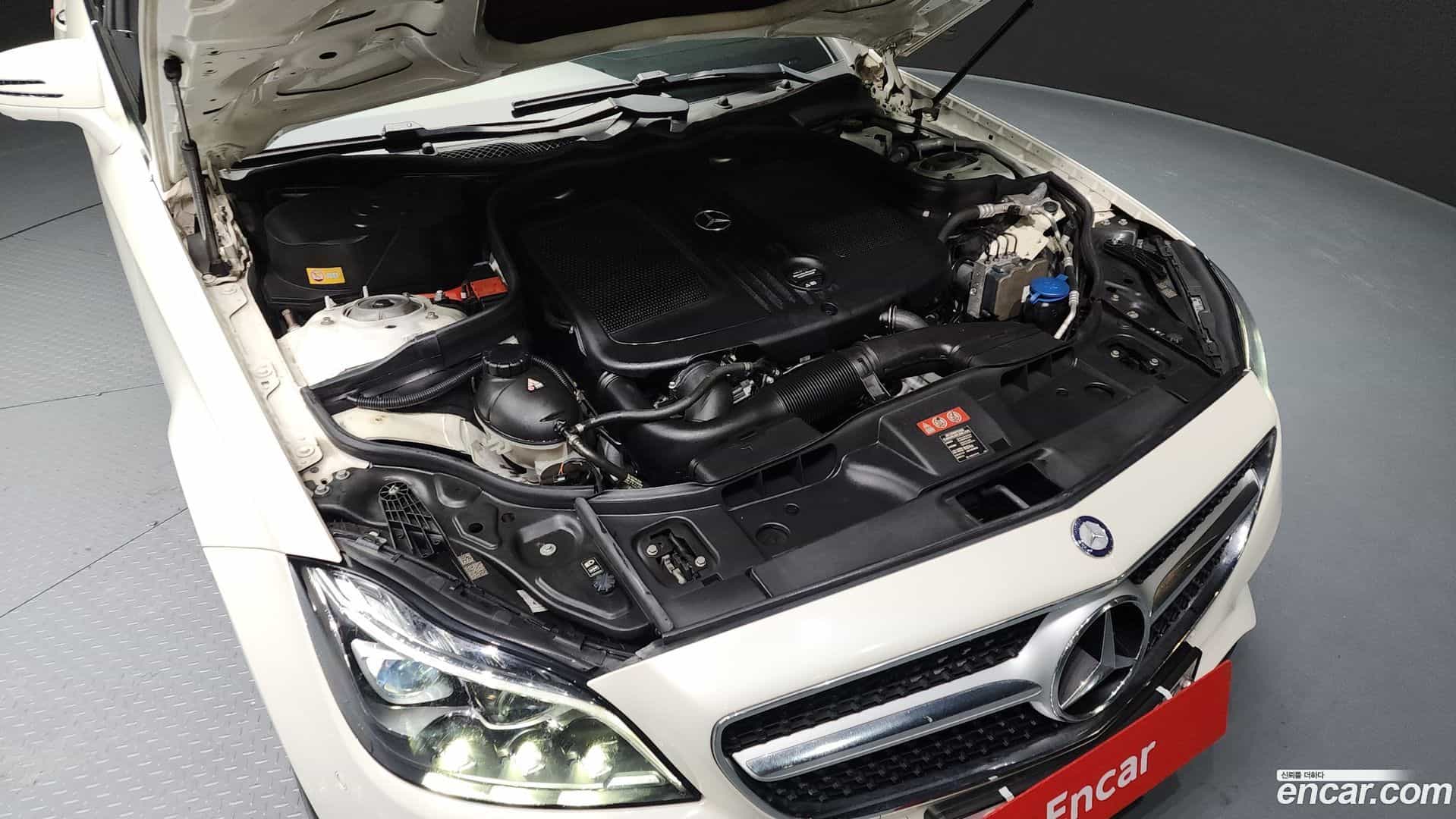 CLS-Class Mercedes-Benz 2016.1-INNER-006