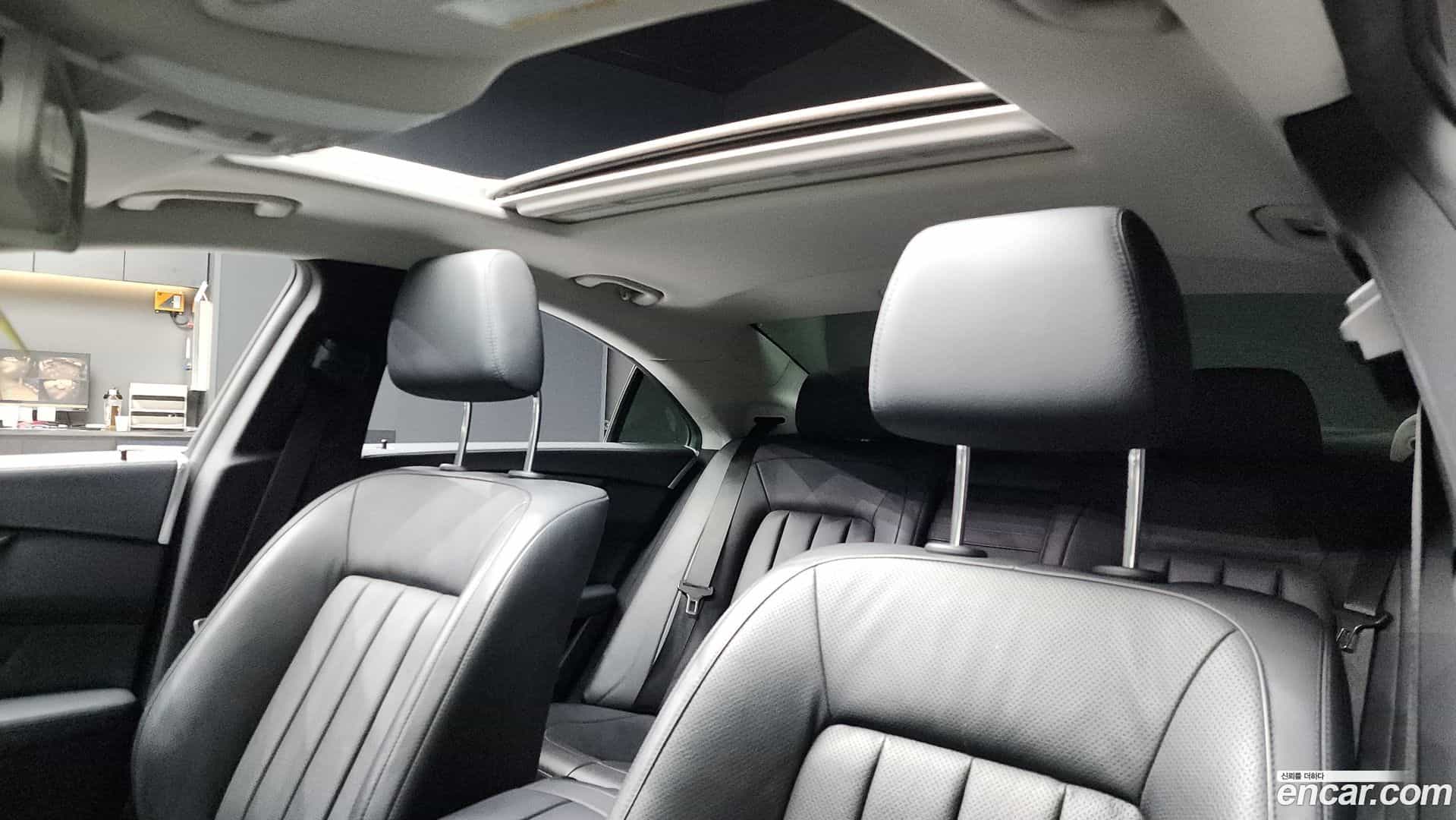 CLS-Class Mercedes-Benz 2016.1-OPTION-023