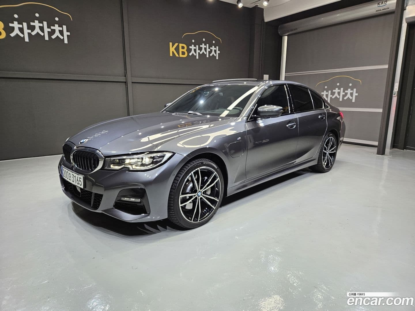 Main__Slider__Photo:3-Series BMW 2021.3-0