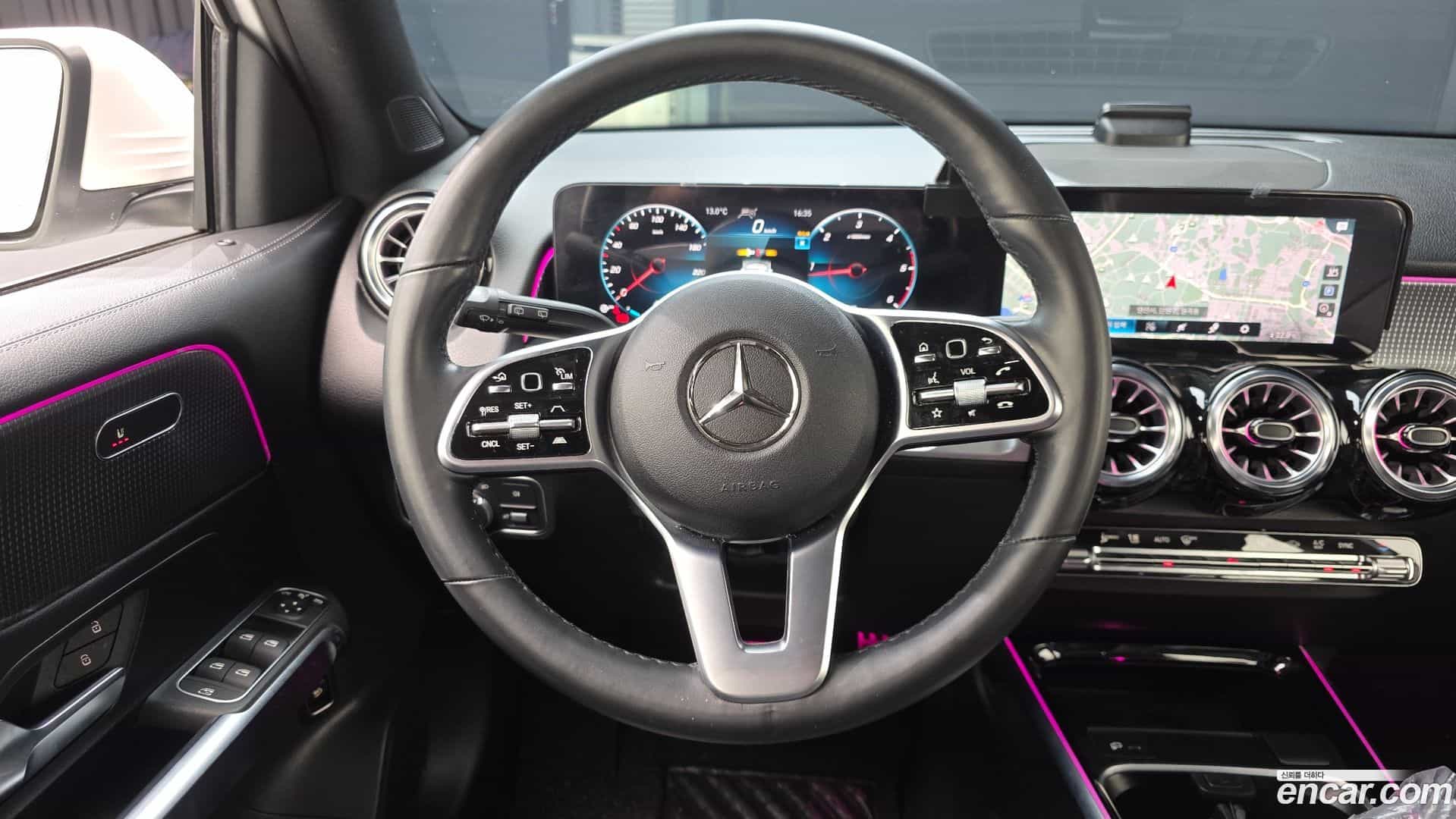 GLB-Class Mercedes-Benz 2022.5-OPTION-017