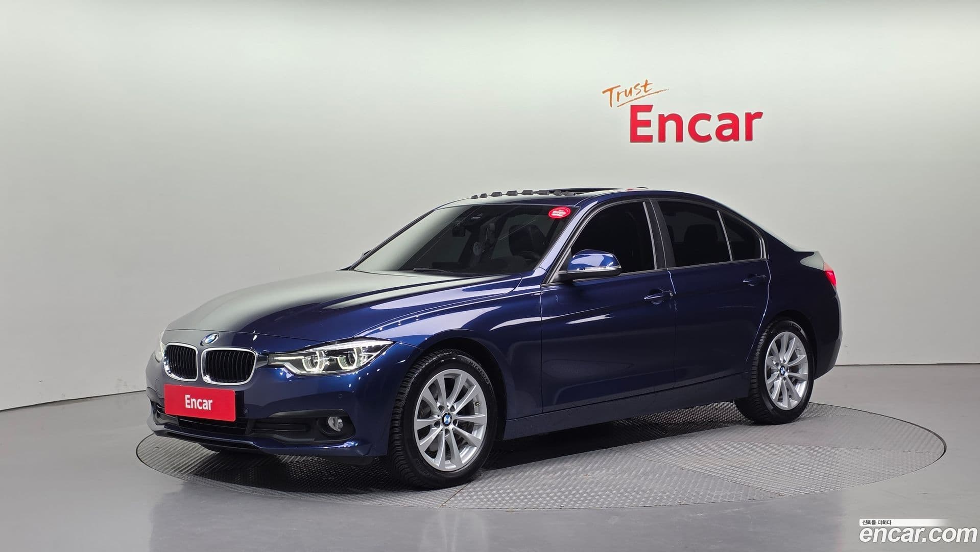 Main__Slider__Photo:3-Series BMW 2017.3-0