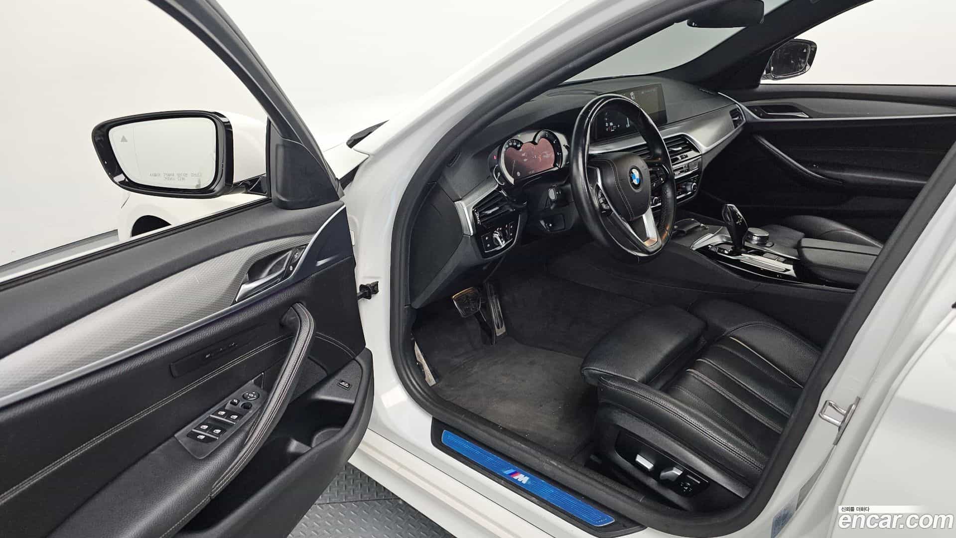 5-Series BMW 2017.11-INNER-010