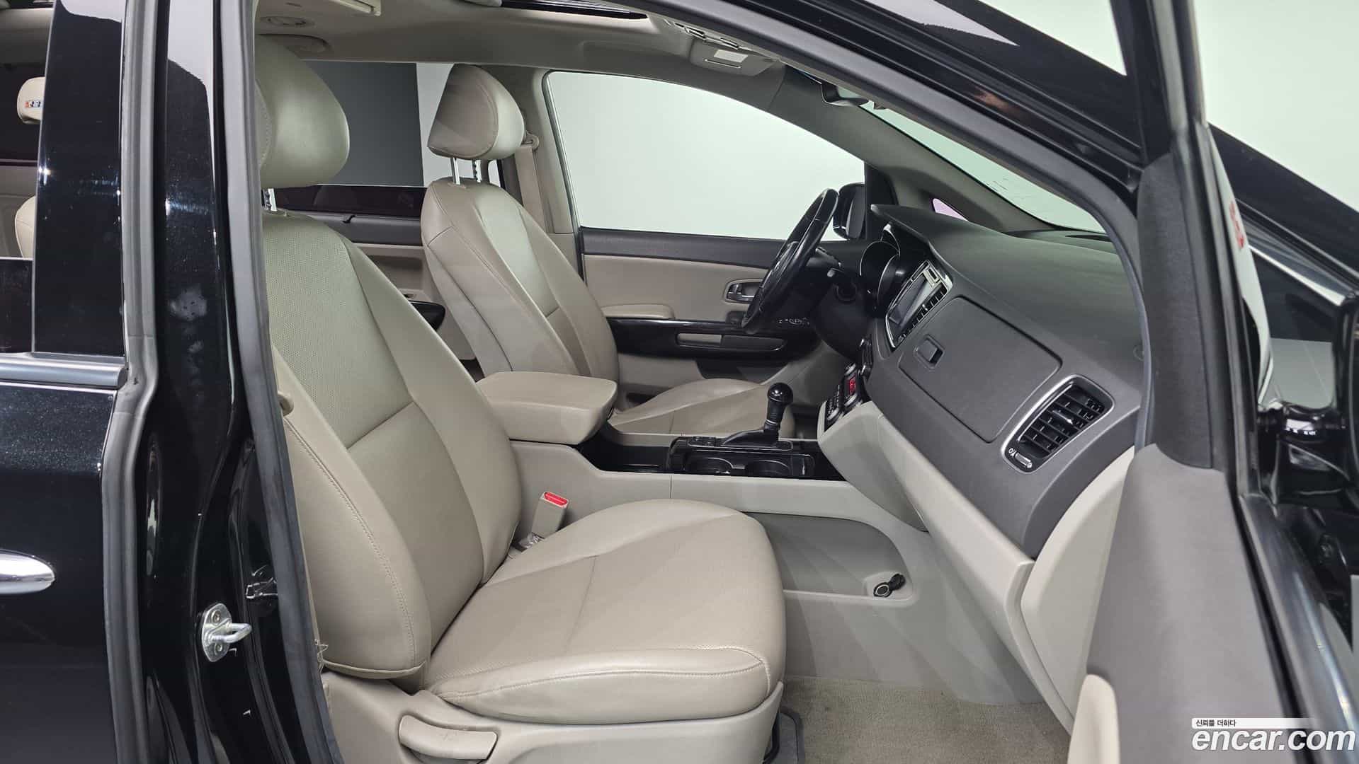 Canival Kia 2014.7-INNER-010