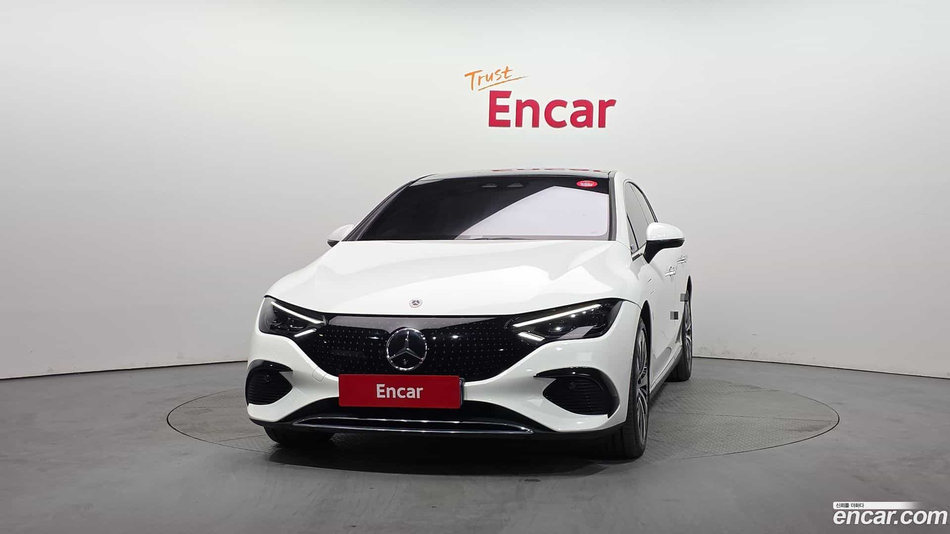 EQE Mercedes-Benz 2022.10-OUTER-003