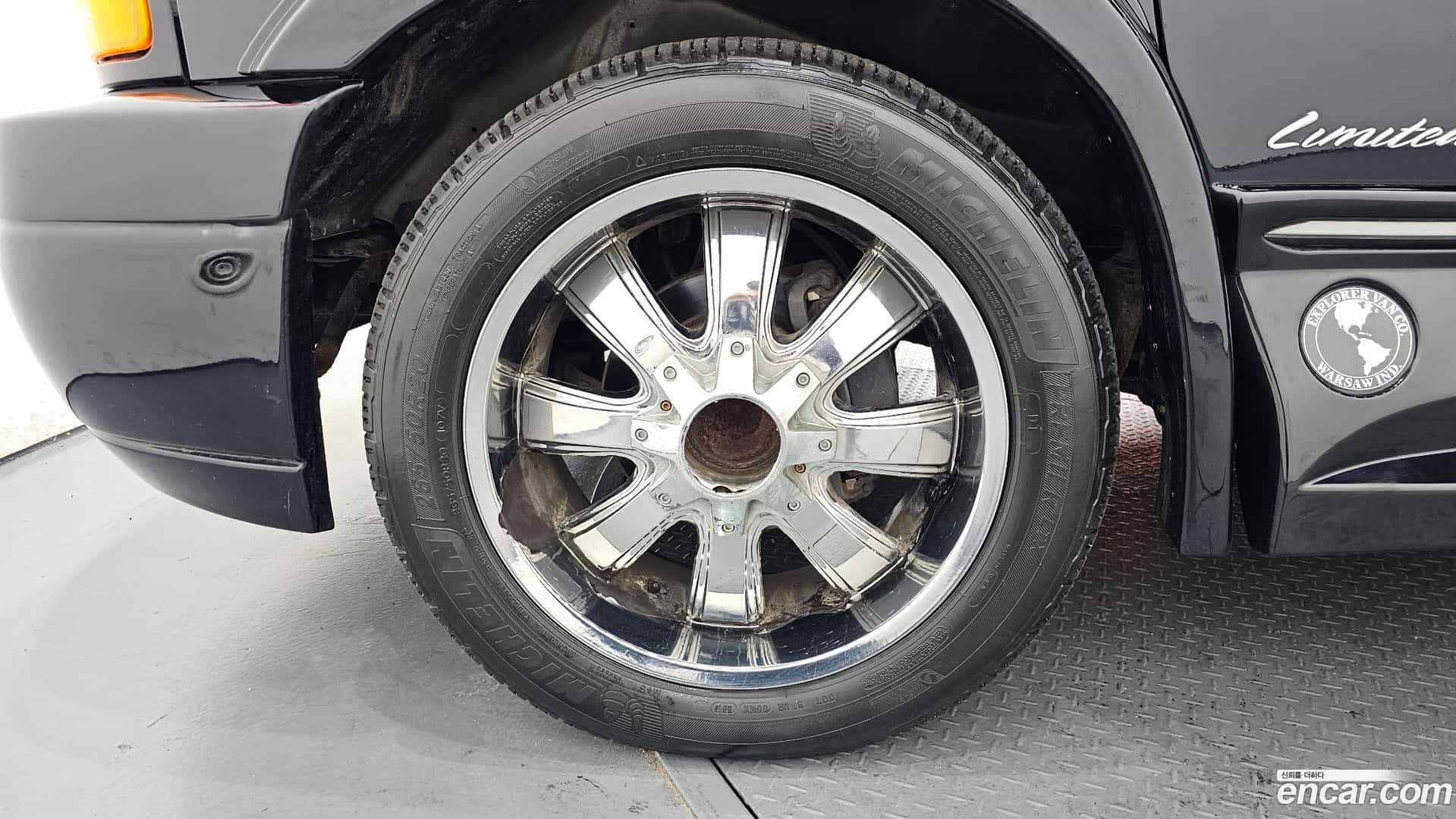 Express Van Chevrolet 2017.10-OUTER-005