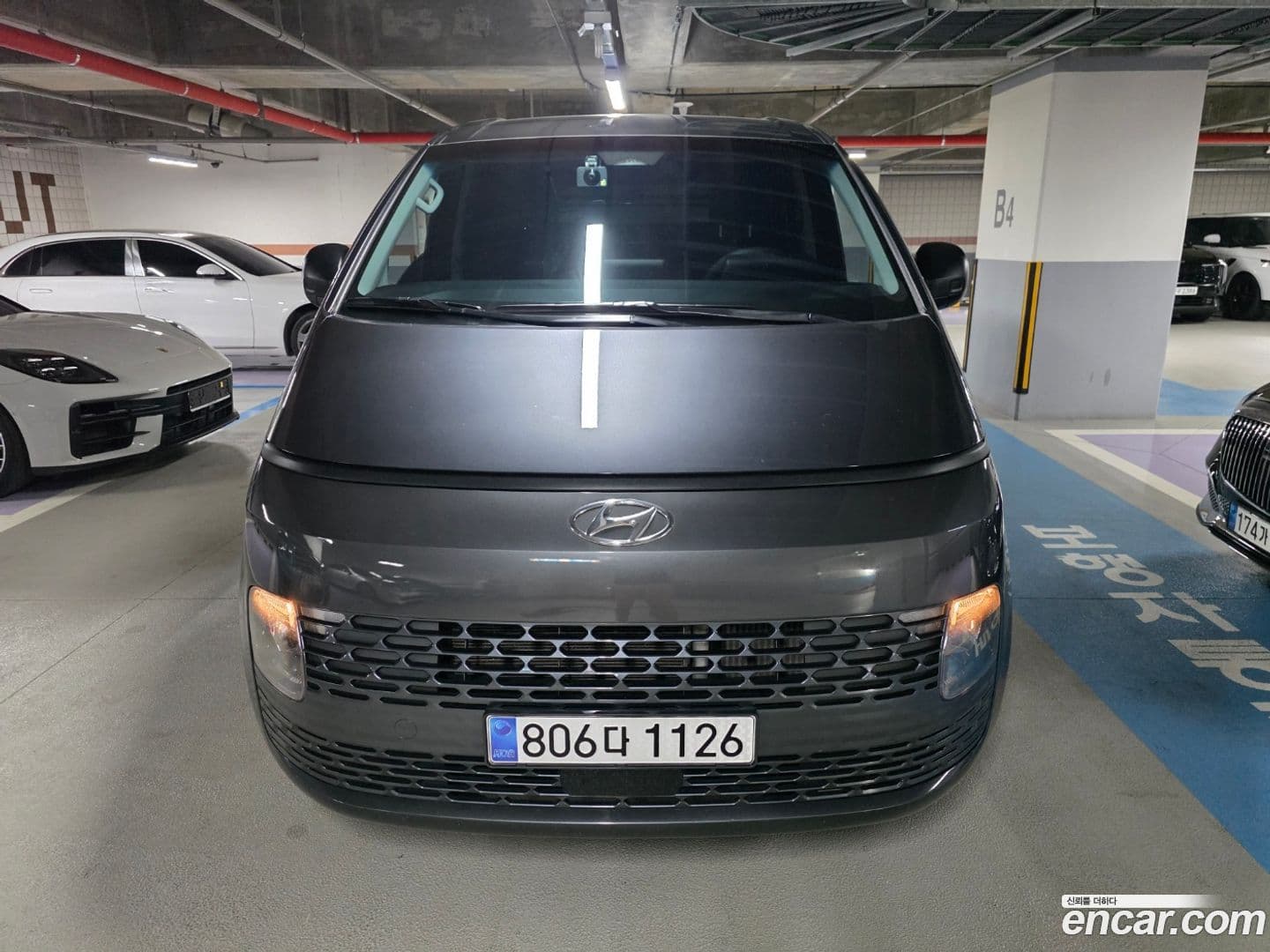 Main__Slider__Photo:Staria Hyundai 2021.4-0