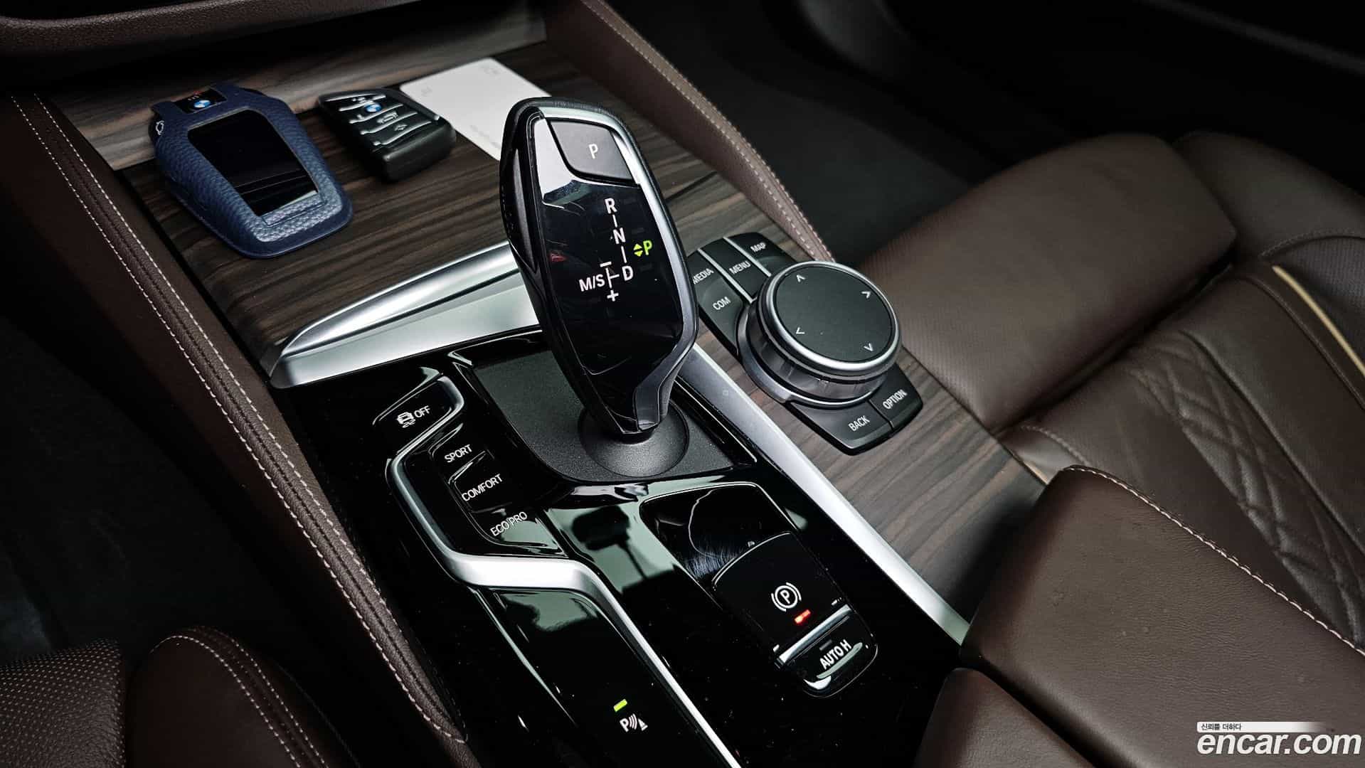 5-Series BMW 2020.10-INNER-009