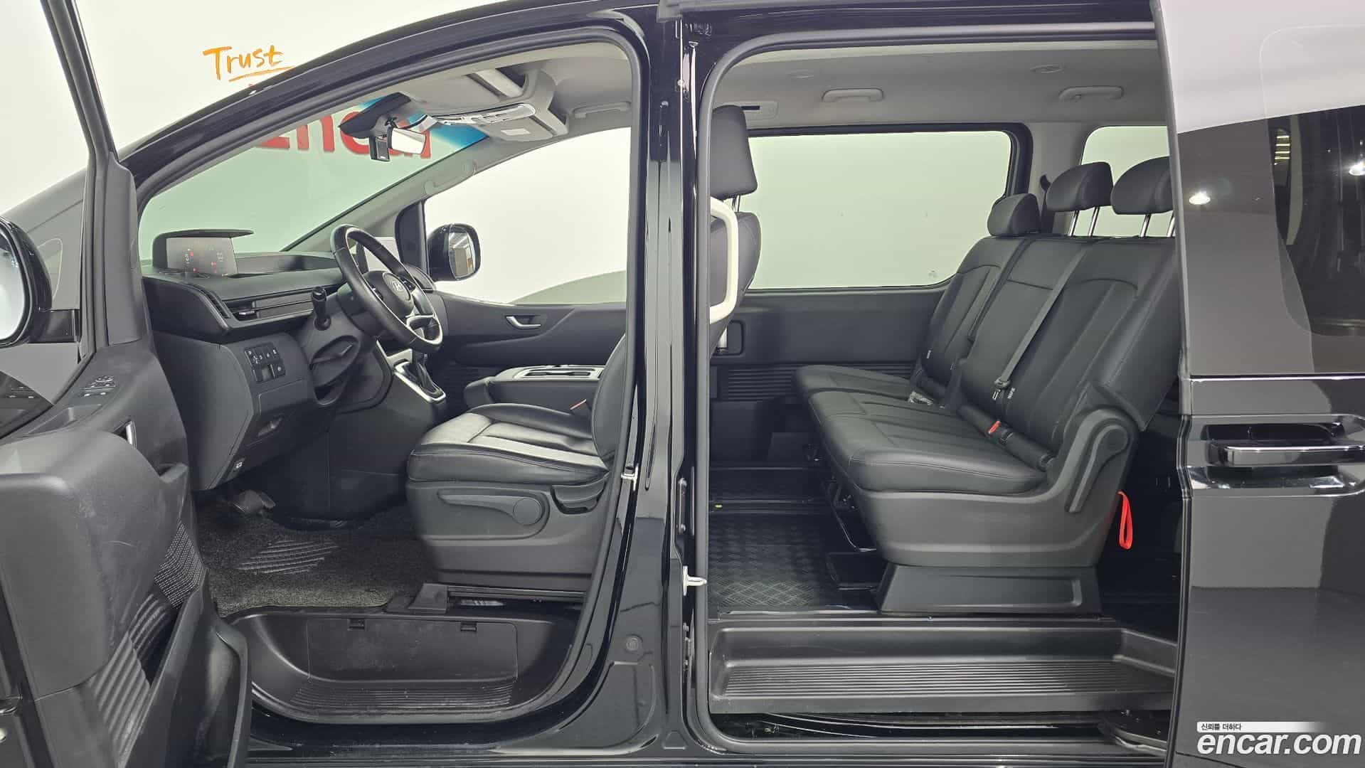 Staria Hyundai 2024.0-INNER-010