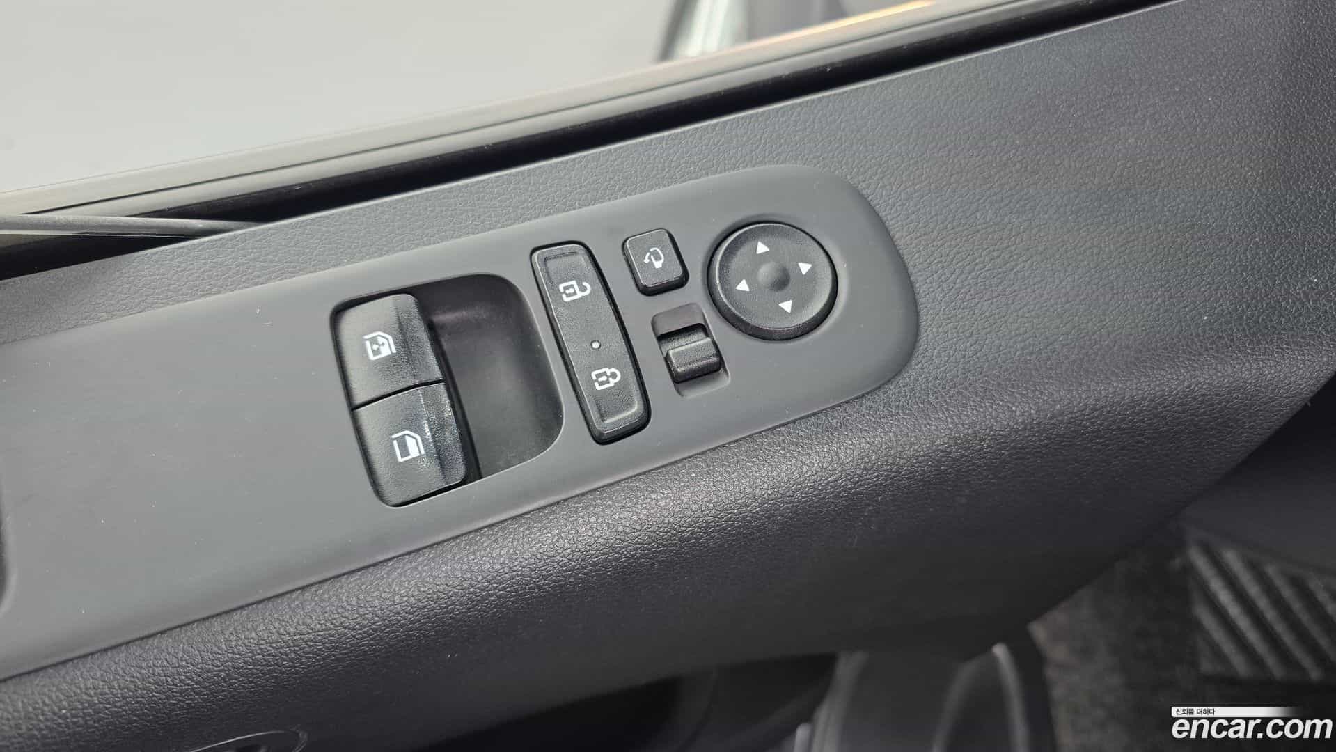 Staria Hyundai 2024.0-OPTION-022