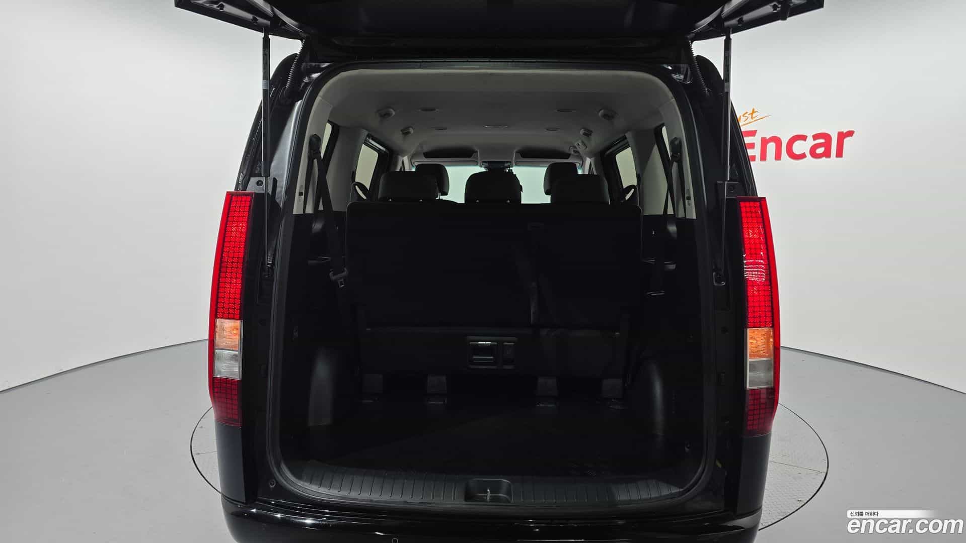 Staria Hyundai 2024.0-OPTION-024