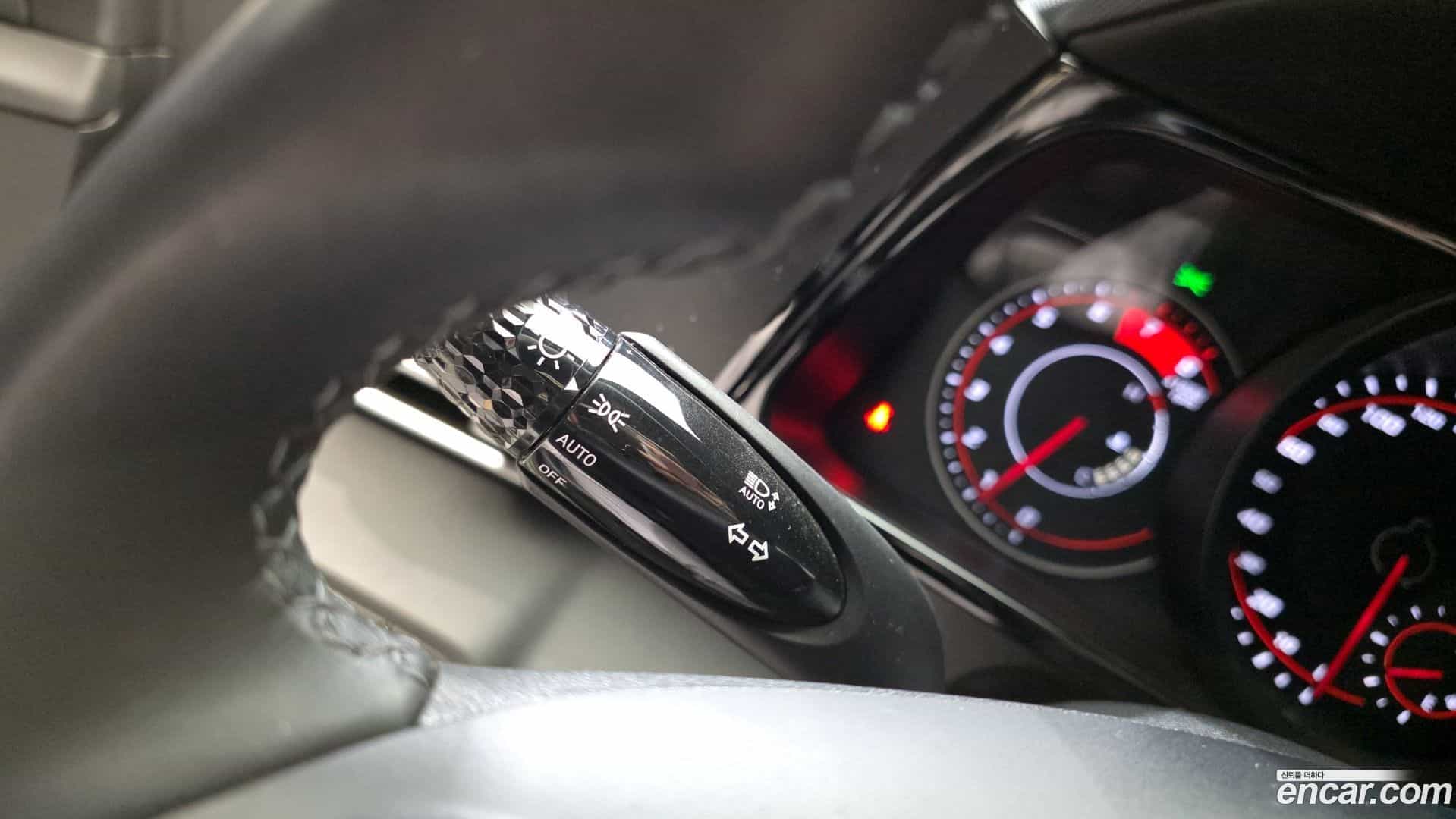 AVANTE Hyundai 2022.9-OPTION-020