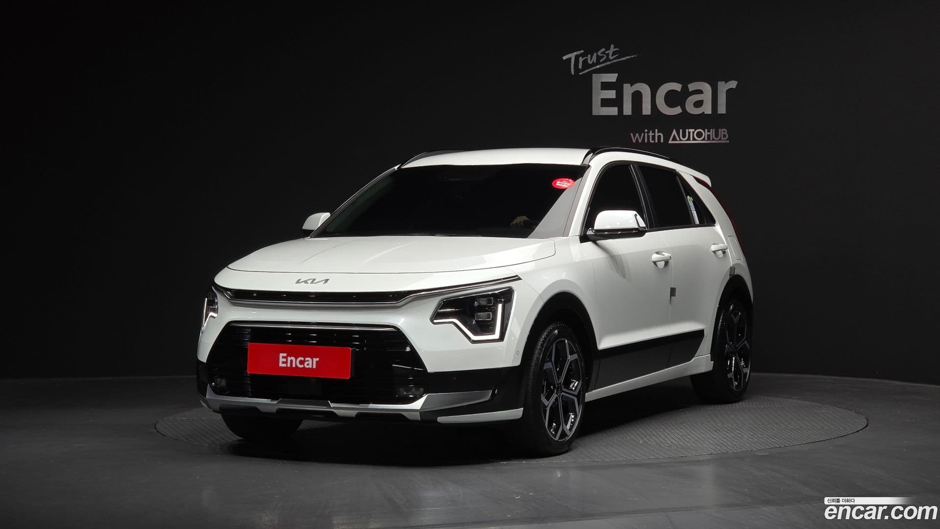 Main__Slider__Photo:Niro Kia 2025.9-0