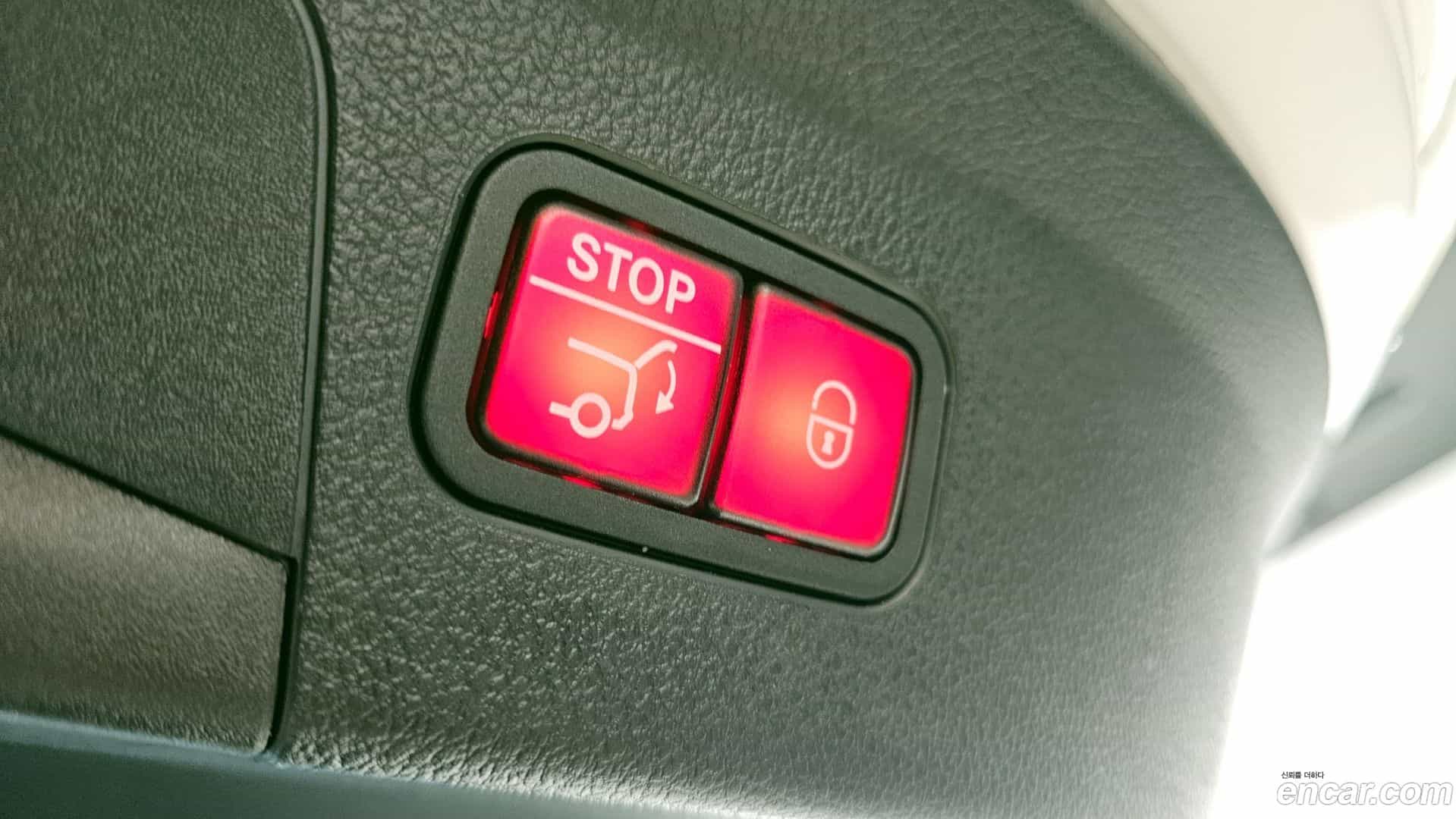 GLE-Class Mercedes-Benz 2022.10-OPTION-024