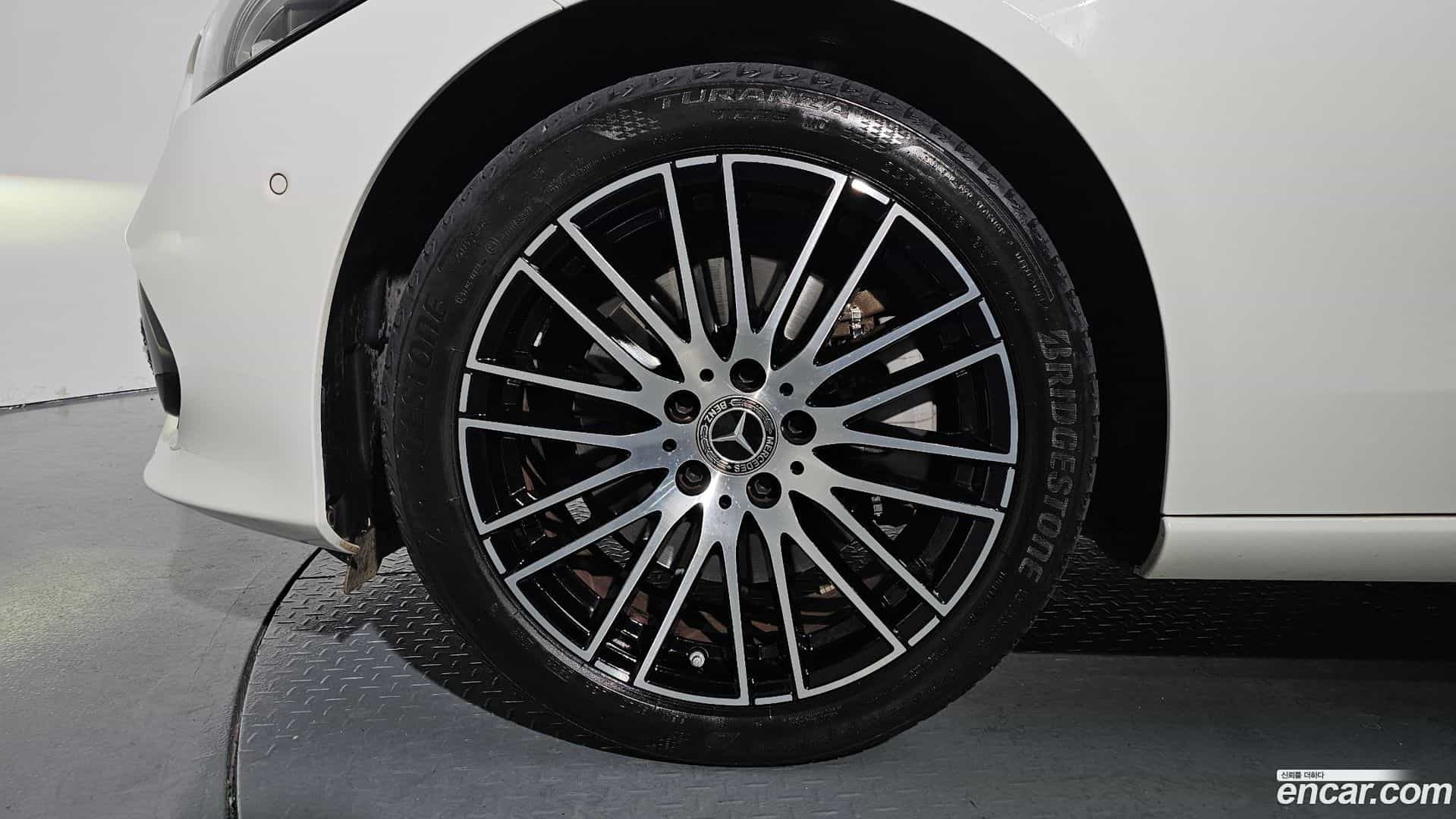 C-Class Mercedes-Benz 2022.10-OUTER-005