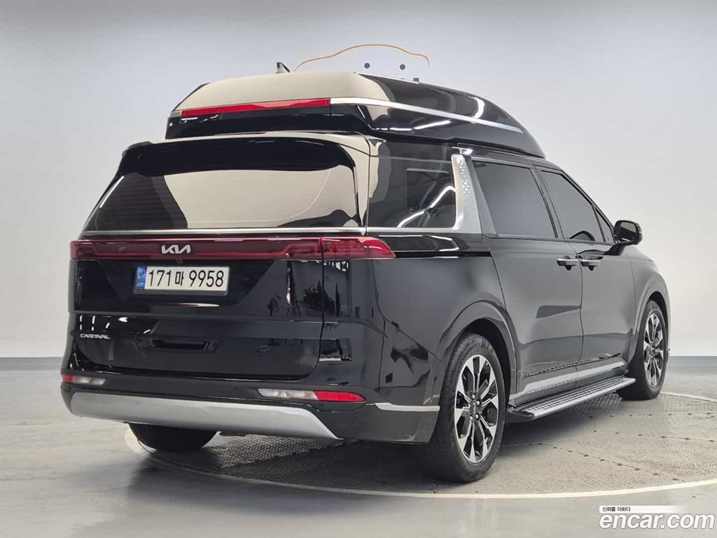 Canival Kia 2021.10-OUTER-003