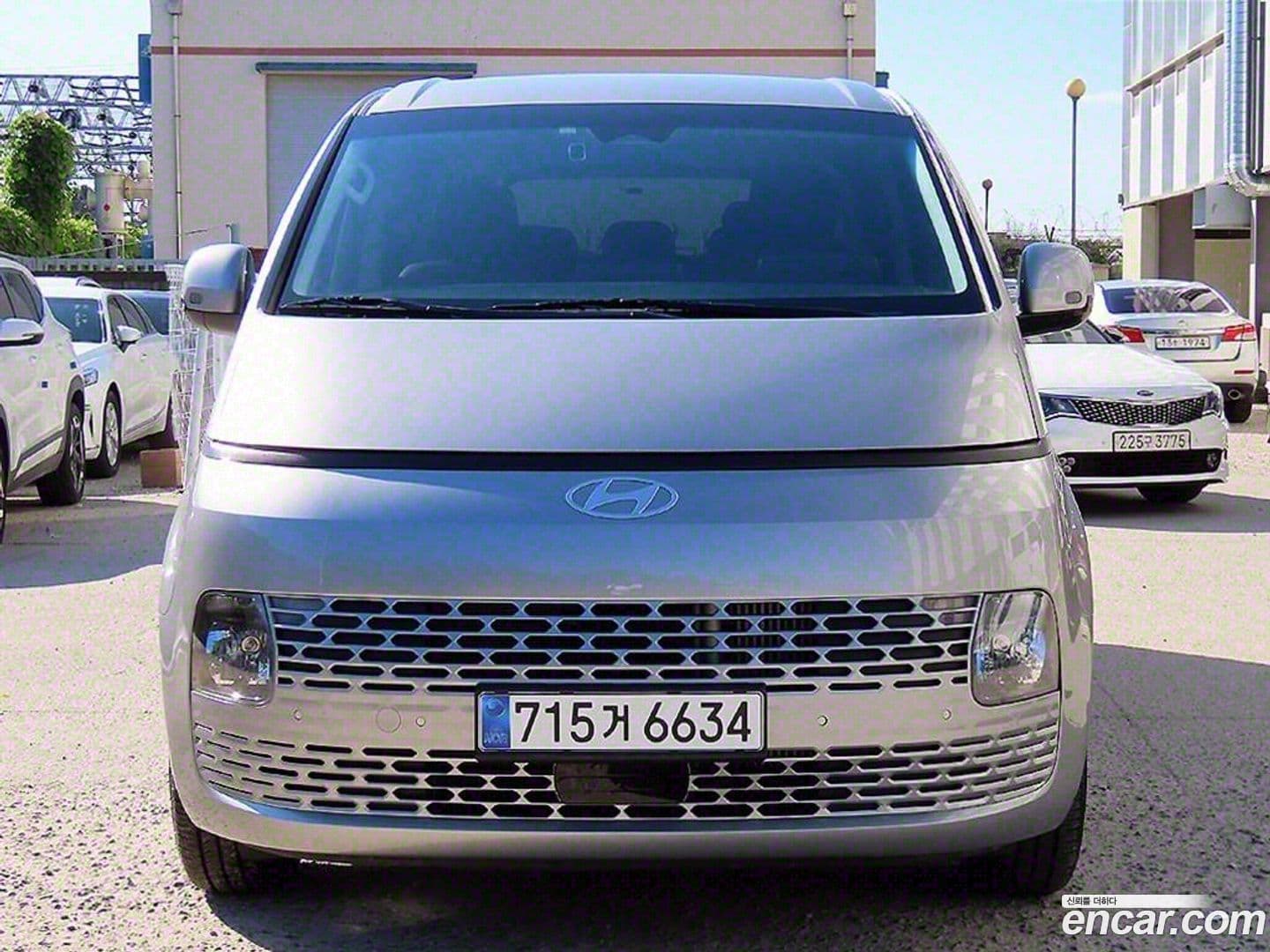 Main__Slider__Photo:Staria Hyundai 2024.4-0