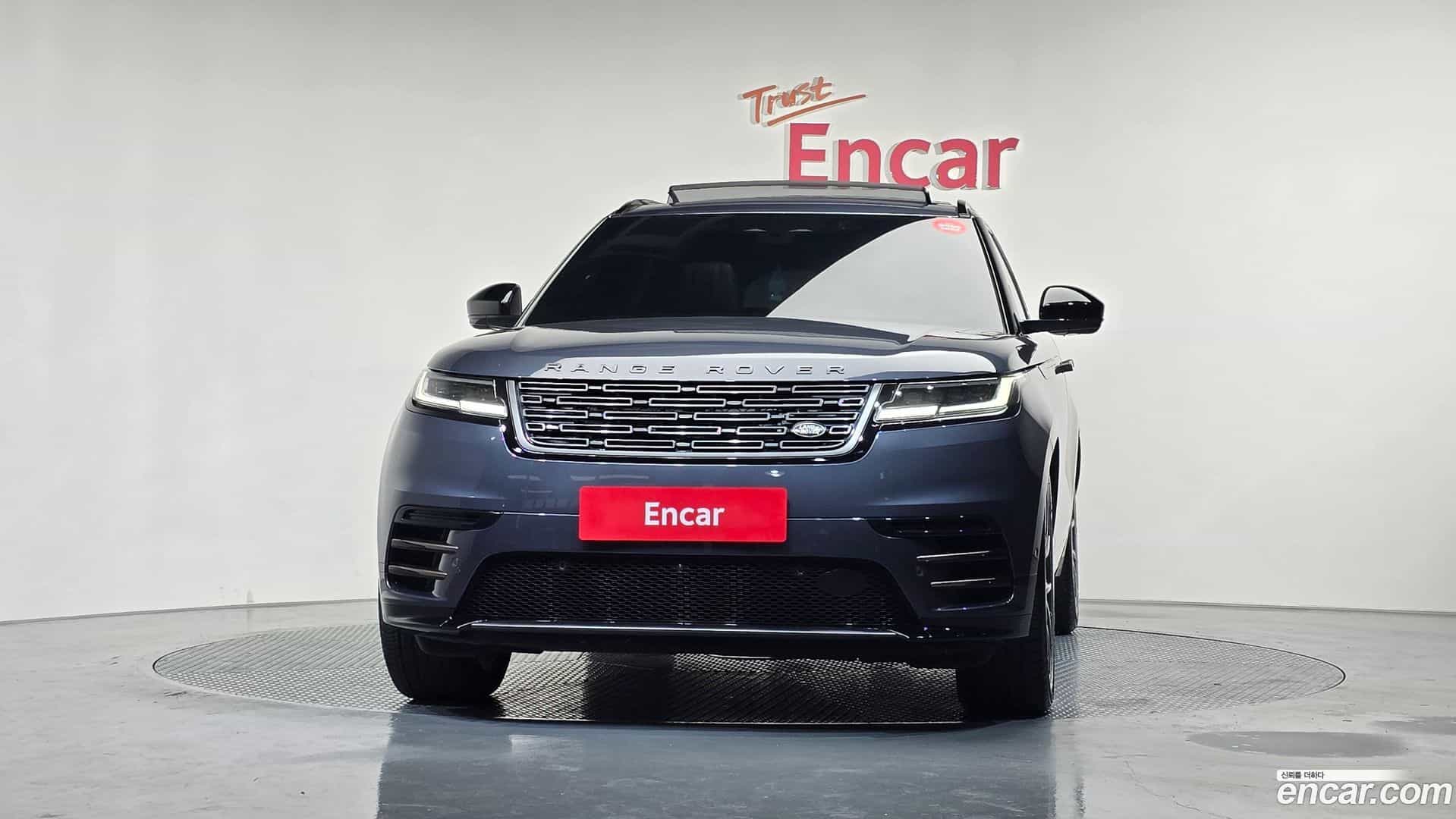Range Rover Velar Land Rover 2024.11-OUTER-003