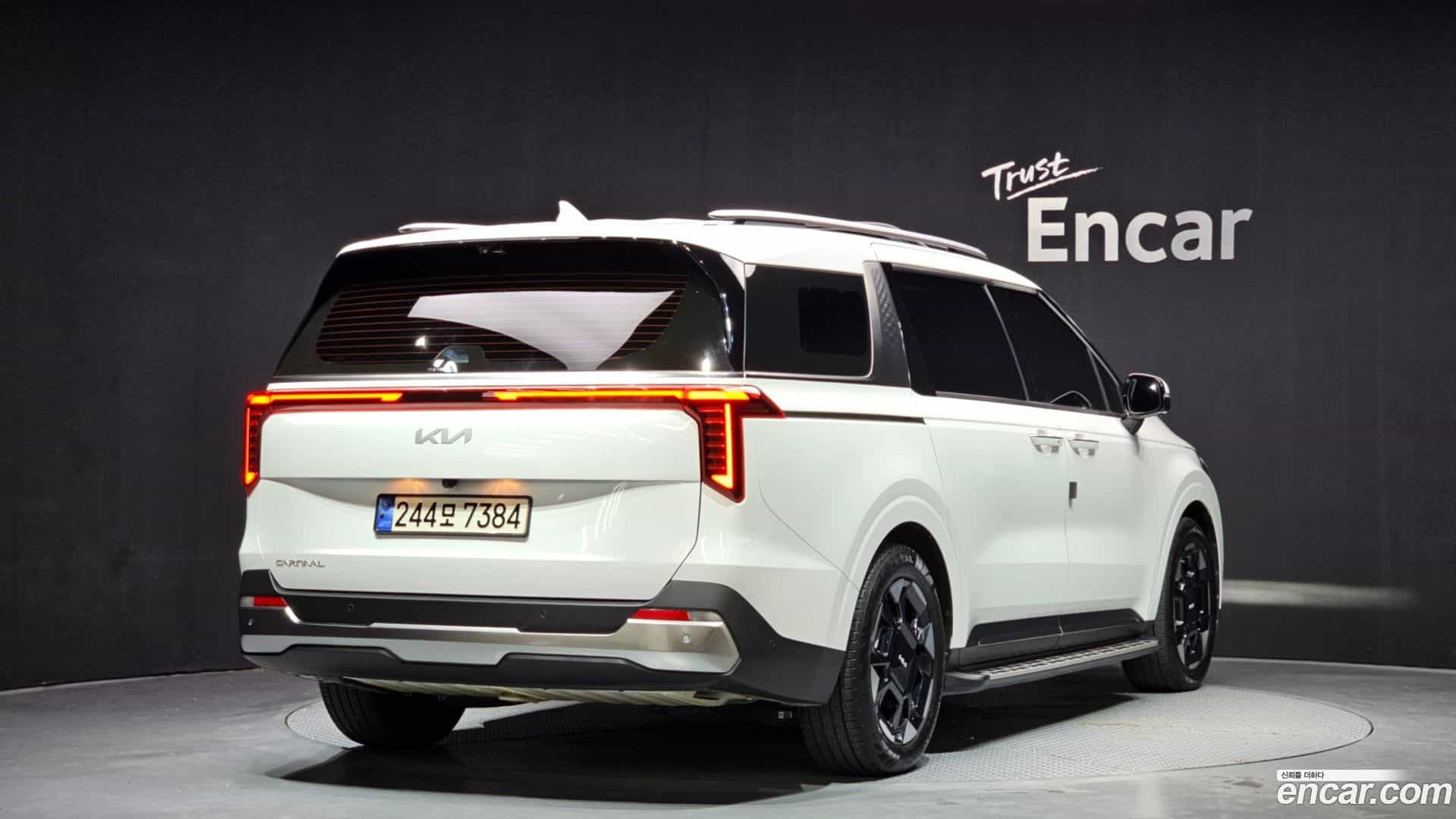 Canival Kia 2024.2-OUTER-002
