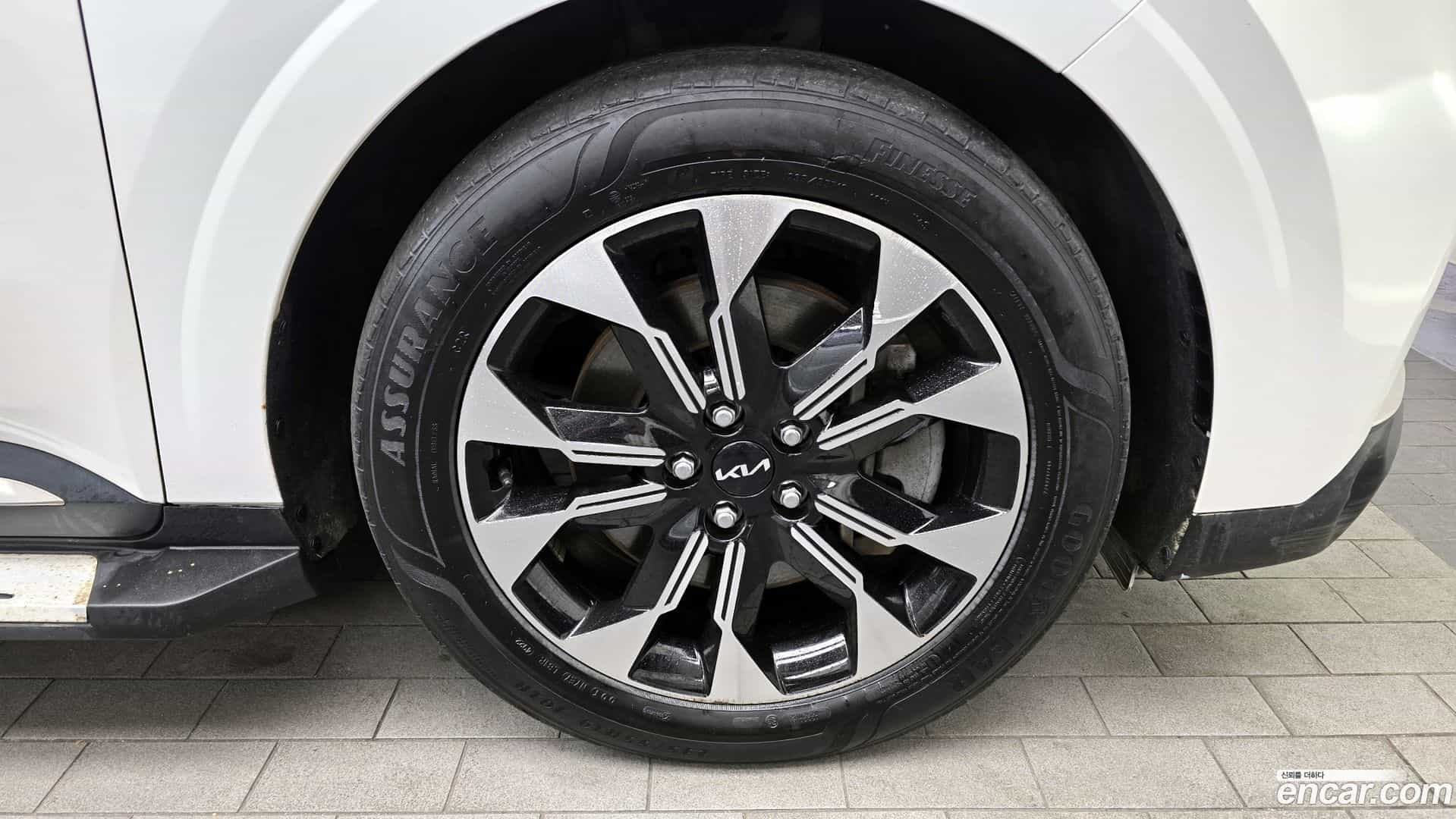 Canival Kia 2023.1-OUTER-005