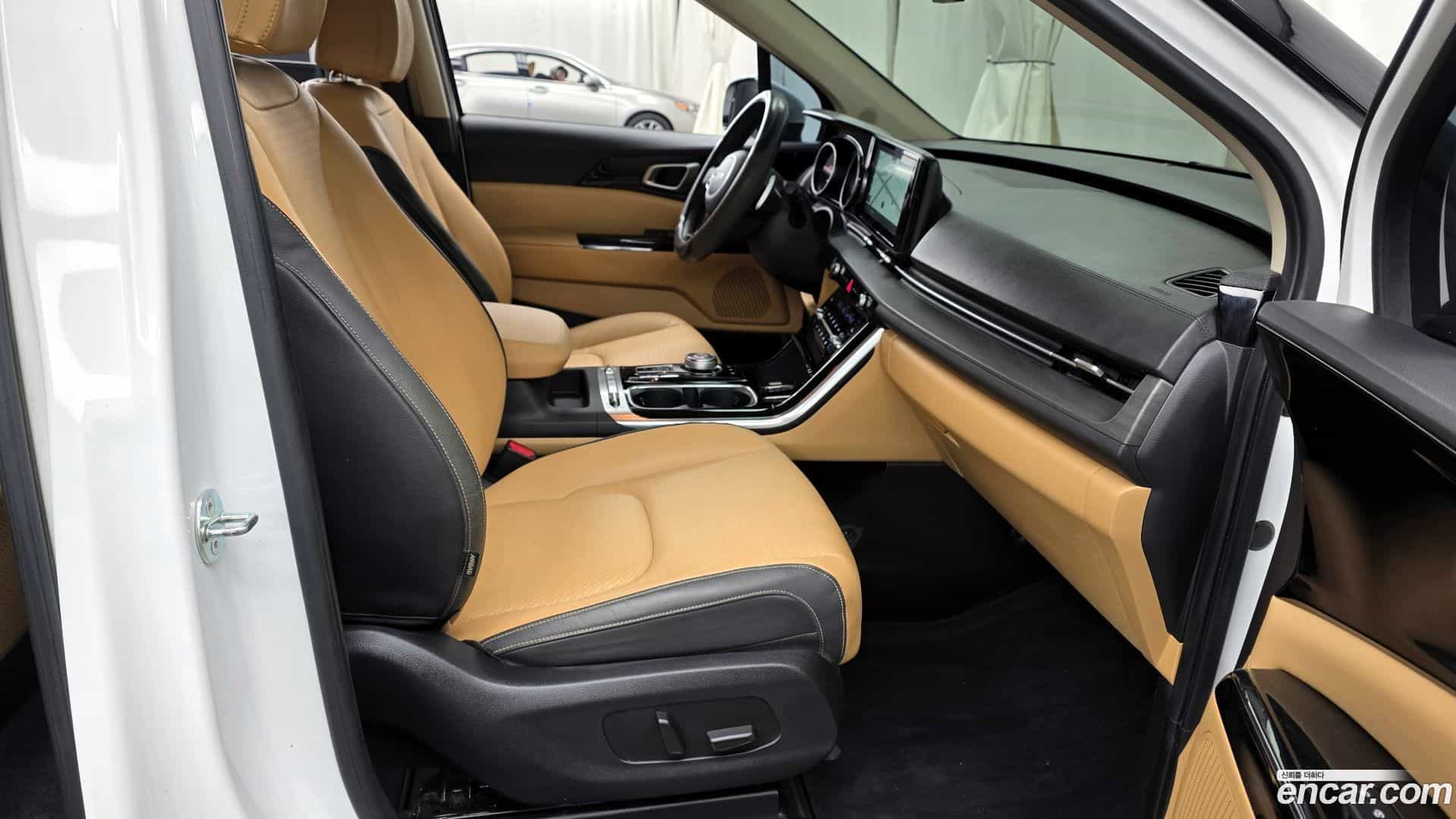 Canival Kia 2023.1-OPTION-015