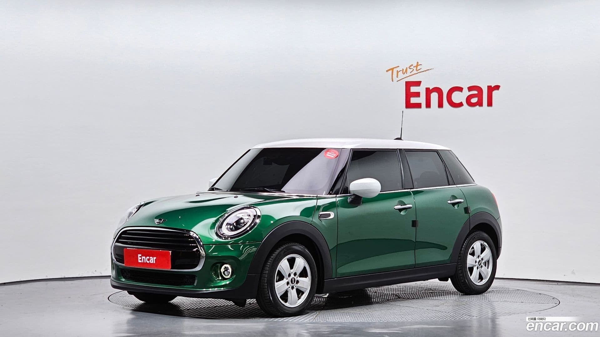 Main__Slider__Photo:Cooper Mini 2020.3-0